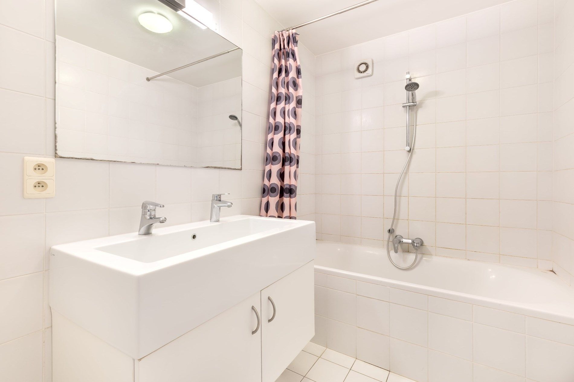 Stadswoning op heerlijke woonlocatie! foto 6