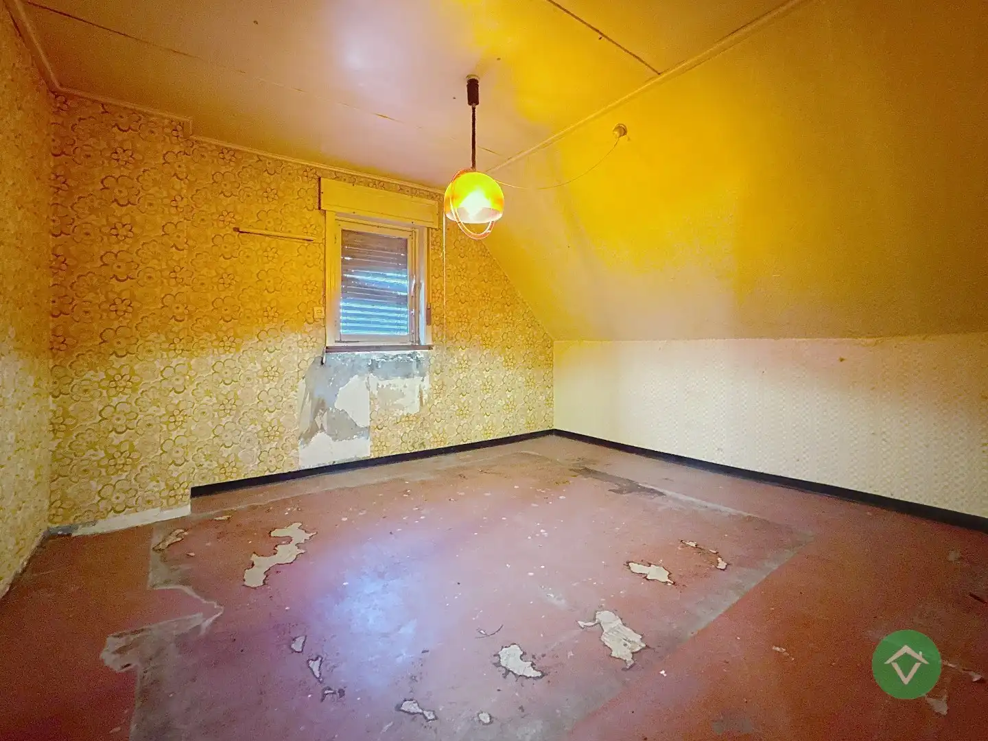 Alleenstaande woning met vergezichten te Zwevezele foto 21