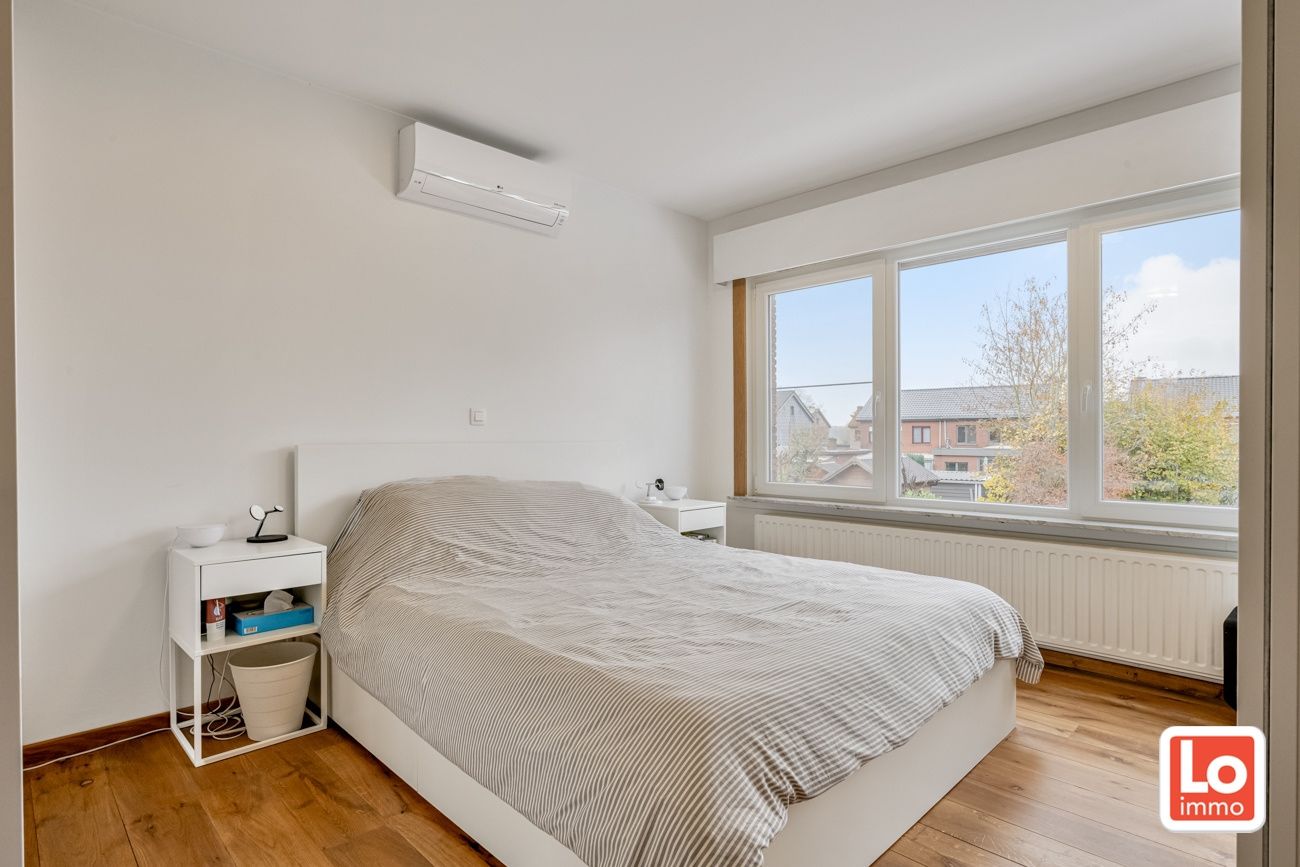 Instapklare gesloten bebouwing met garage op een rustige en goede locatie in wijk ‘Lobos’ nabij het centrum van Lochristi! foto 11