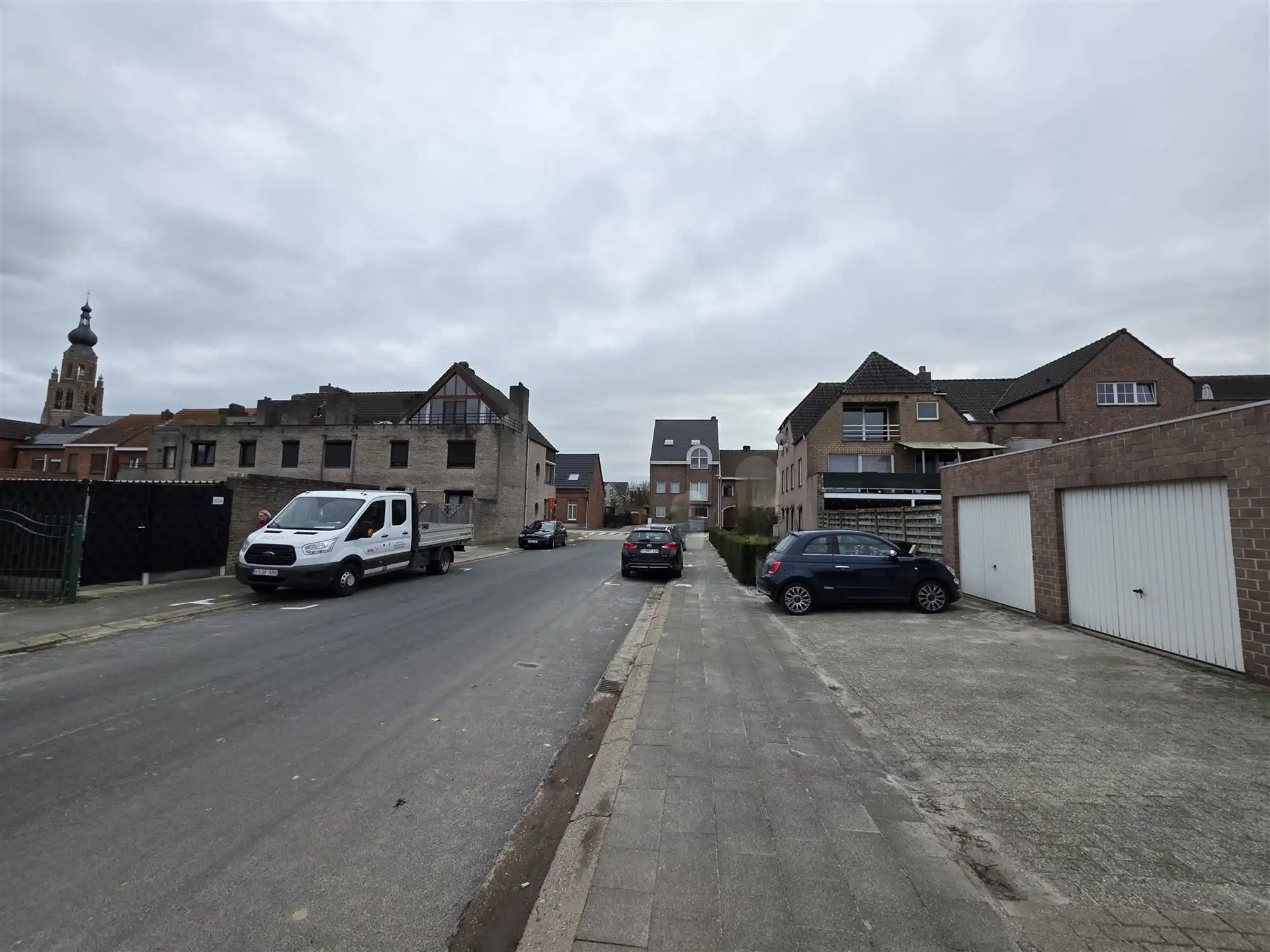 Instapklaar appartement met 2 slpks en garage in centrum  foto 5