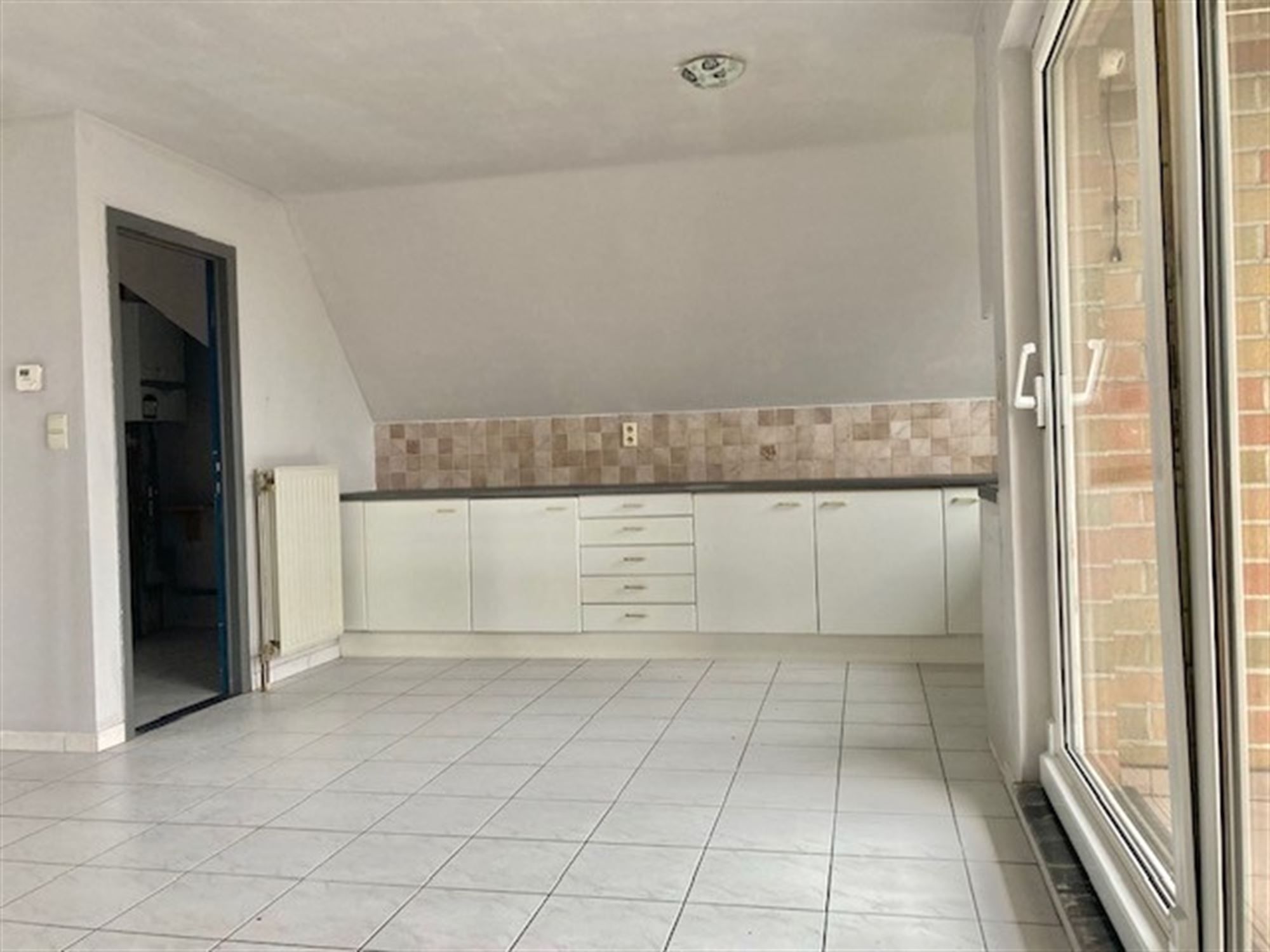 Instapklaar appartement met 2 slpks en garage in centrum  foto 5