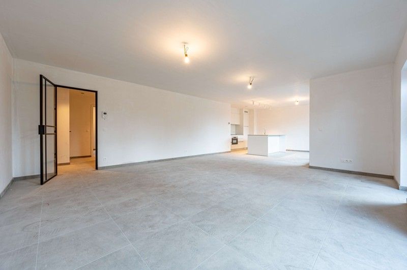 Trendy en kwalitatieve afgewerkte nieuwbouwappartementen in het hartje van Sint-Eloois-Vijve te koop! (*6% BTW) foto 4