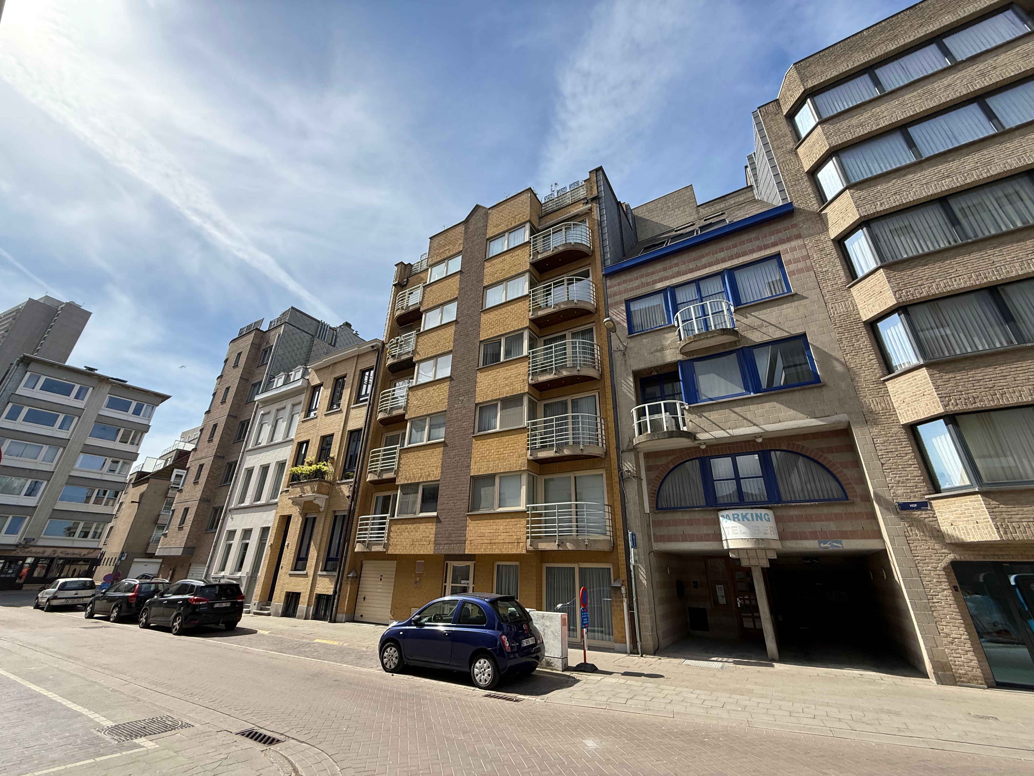 Subliem penthouse vlakbij zee met 2 riante zonneterrassen foto 16