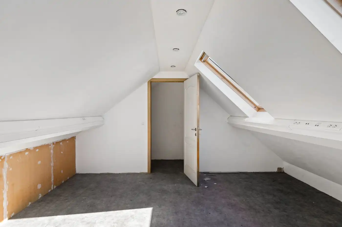 Verrassend ruime, charmante woning met 3 à 4 slpk. in centrum Ekeren foto 24