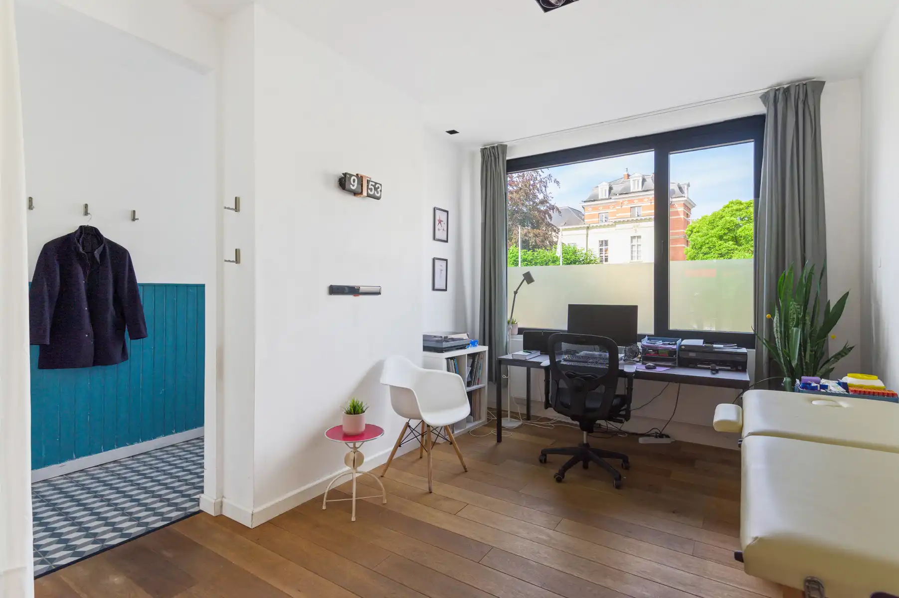 Leuke woning met 4 kamers met heerlijke tuin foto 3