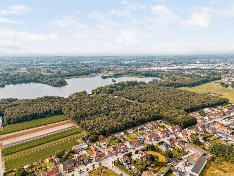 Riante villa met 5 kamers, dubbele garage en vijver foto 38