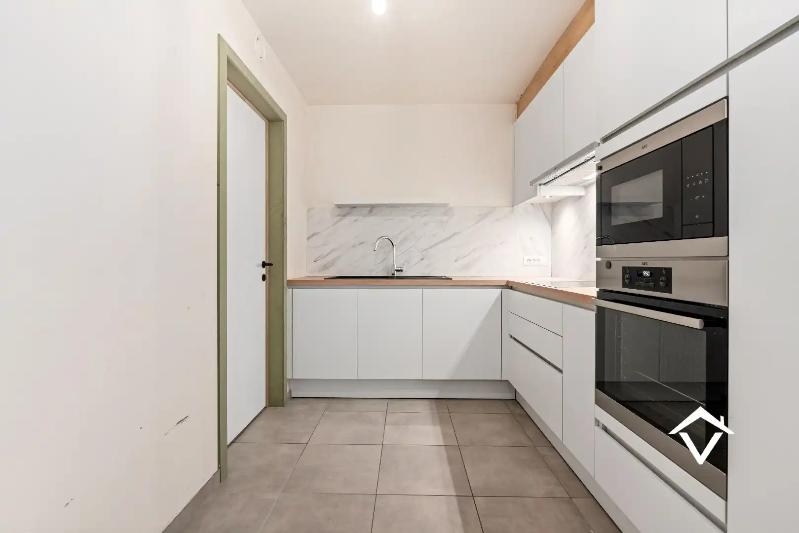 Recent en energiezuinig 2-slaapkamerappartement nabij het centrum van Oudenburg foto 12