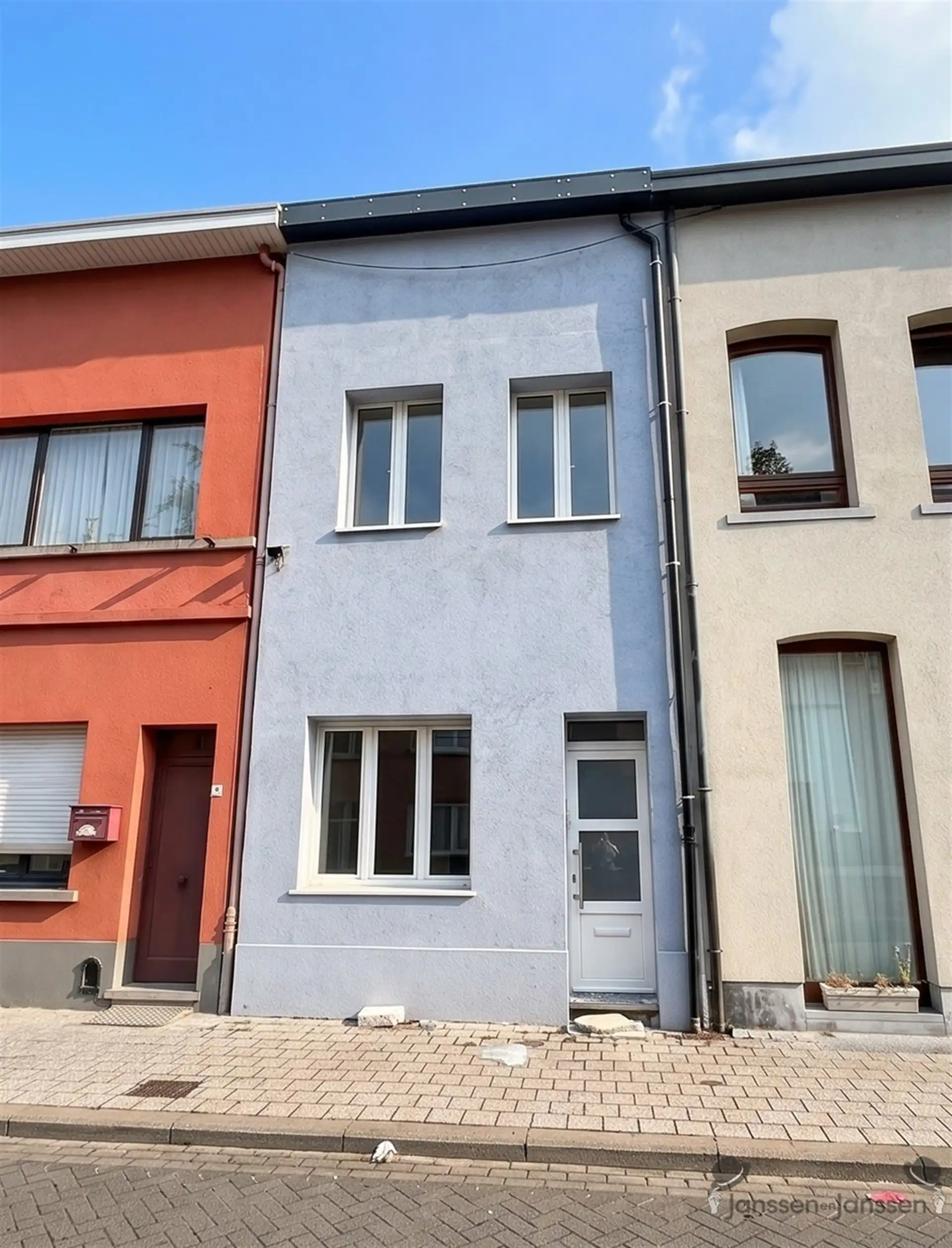 gerenoveerde woning met tuin foto 11
