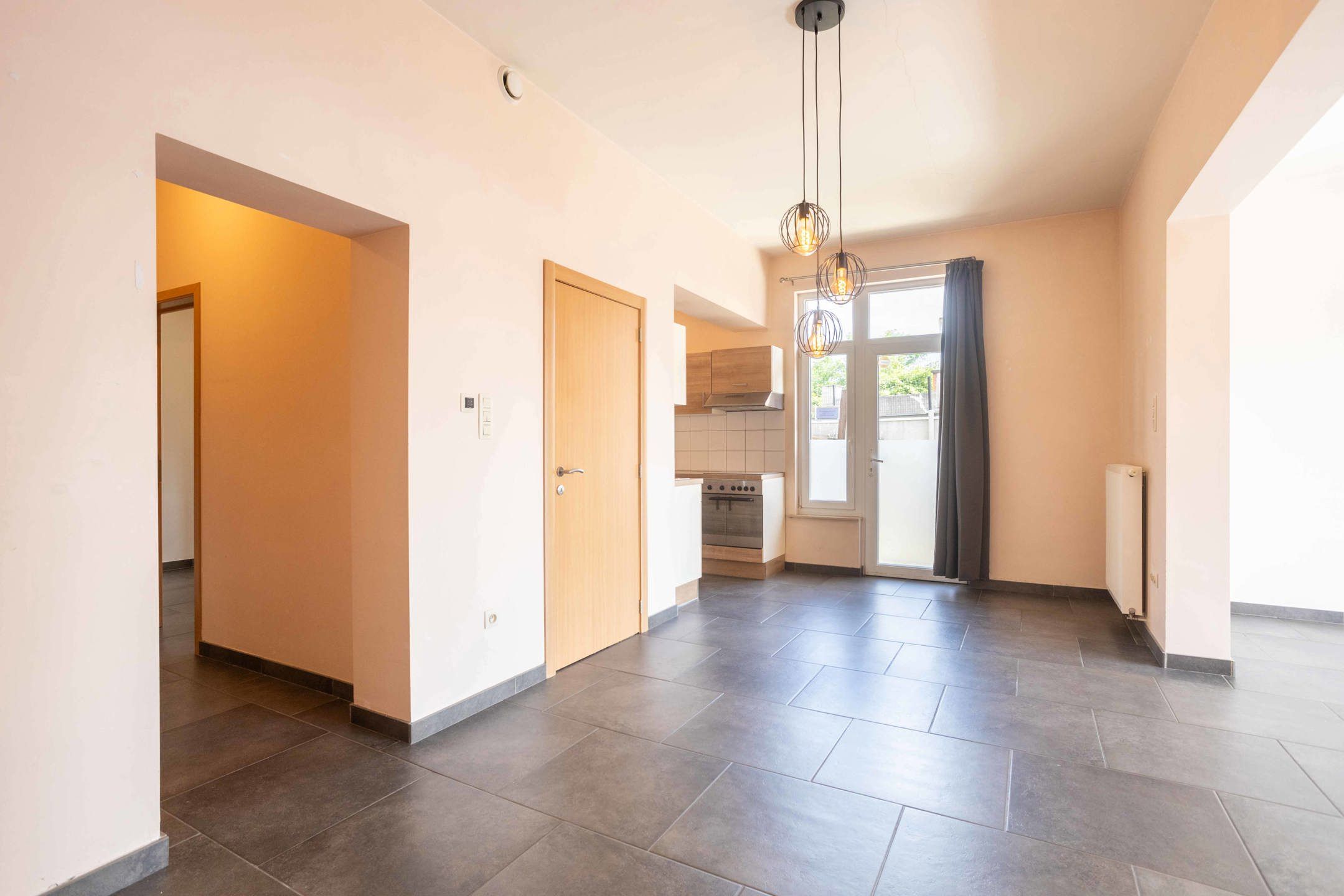 Rustig gelegen, gelijkvloers appartement met terras. foto 5