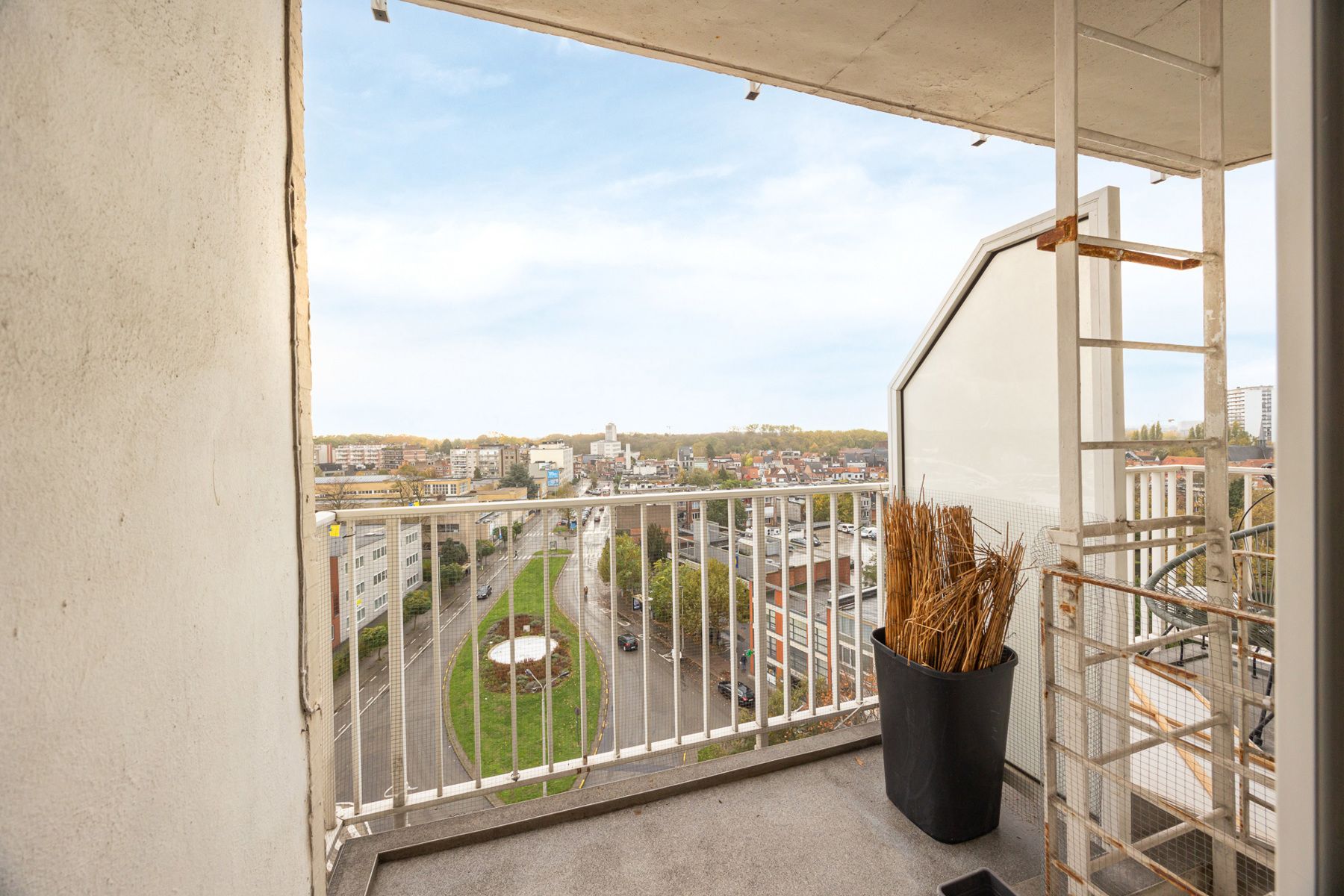 Verzorgd appartement met mogelijkheid tot 3 slaapkamers! foto 16