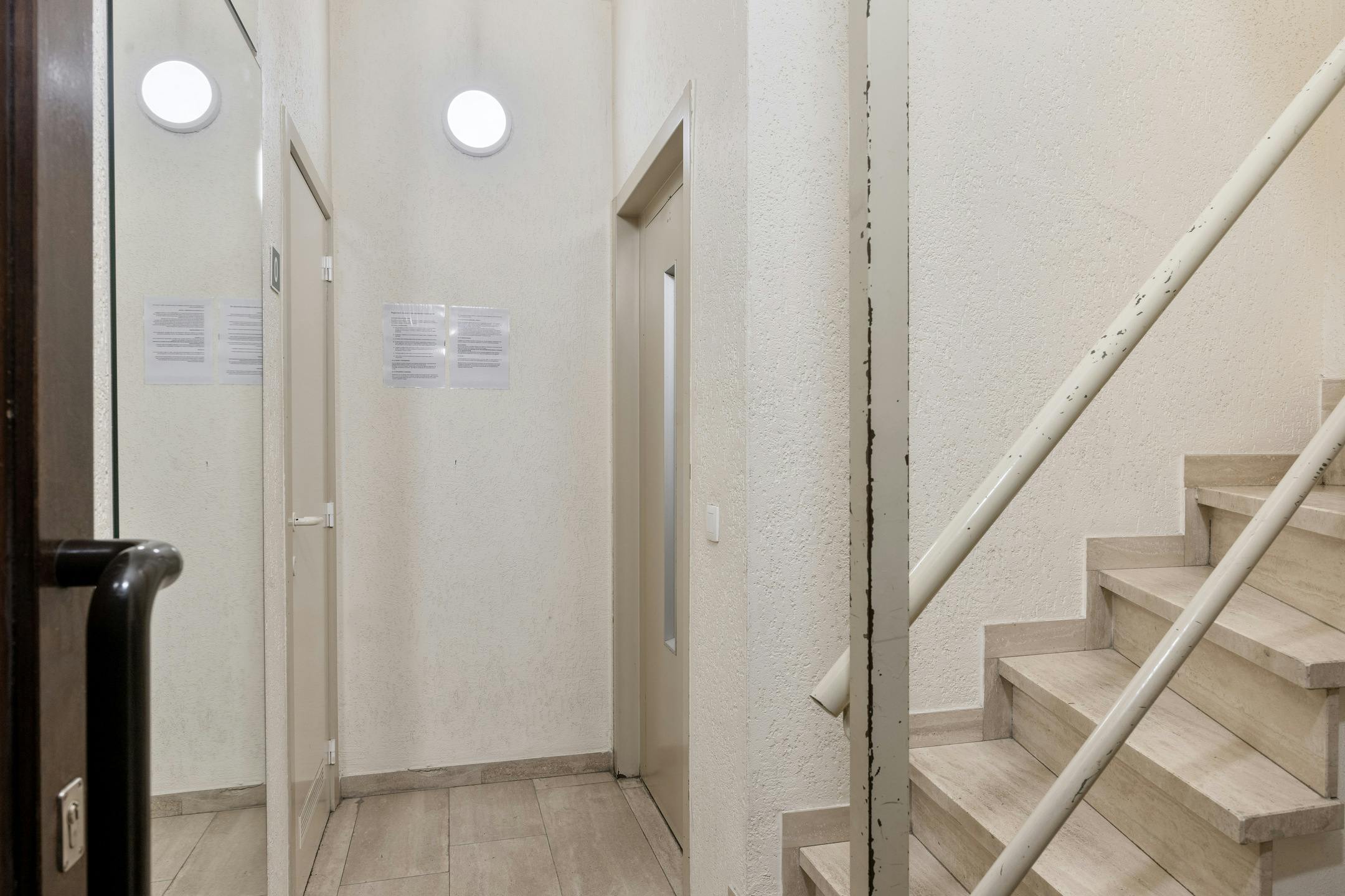 Studio te koop in het centrum van Waregem foto 10