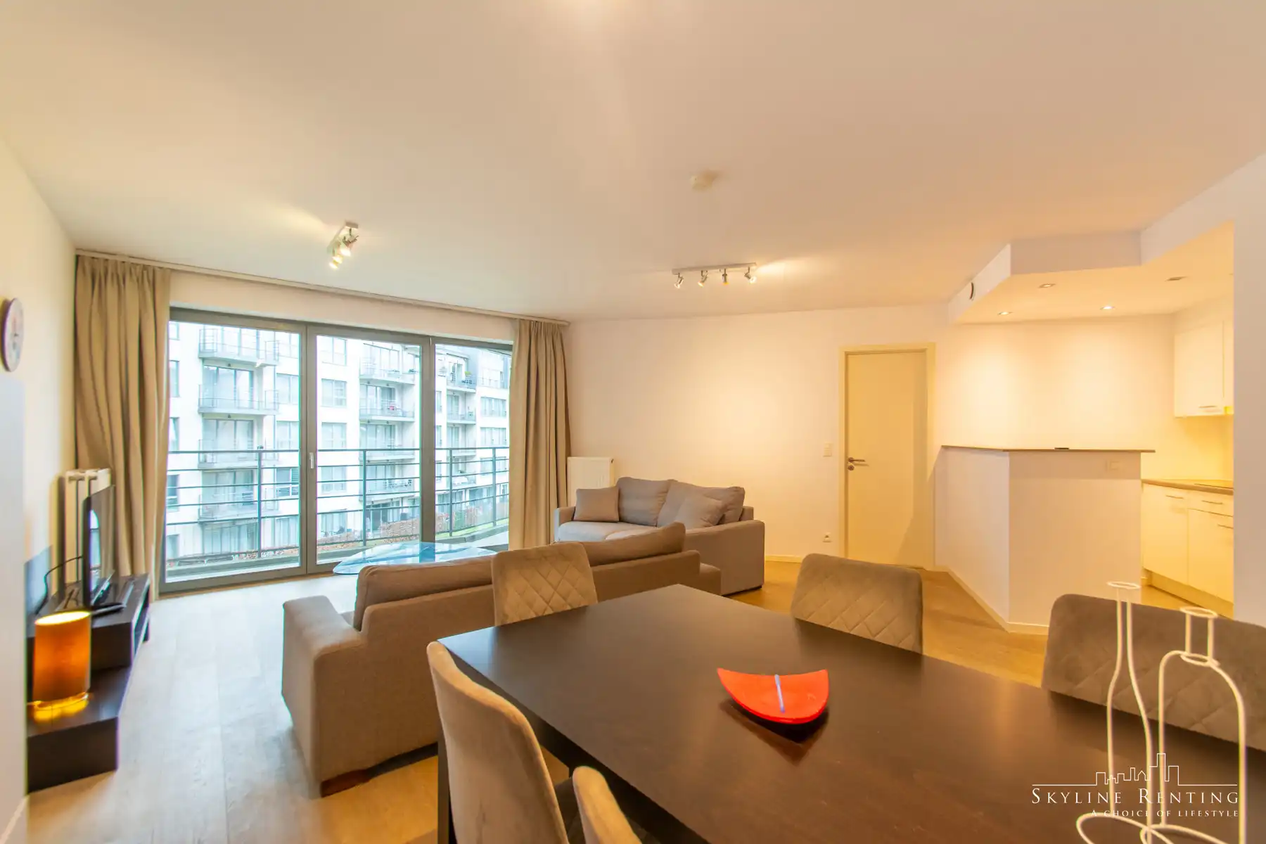 LICHTRIJK - Prachtig gem. app. 2k. met TERRAS - (NAVO area) foto 2