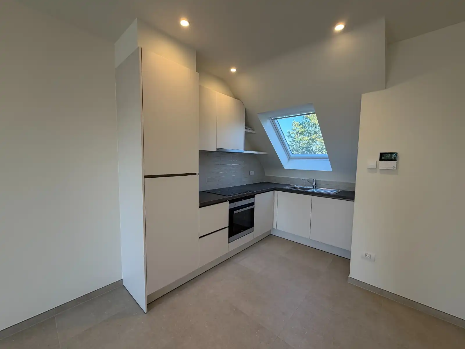 Nieuwbouwappartement te huur in centrum Nazareth foto 4