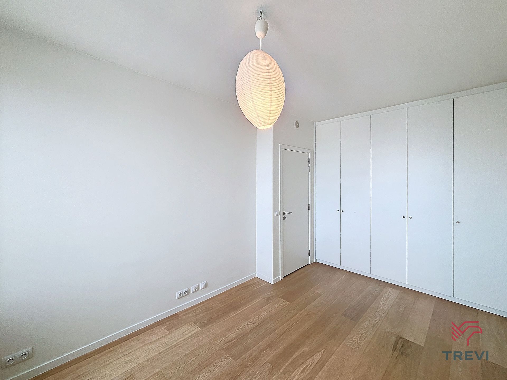 UP-SITE appartement met 2 slaapkamers op de 16e verdieping foto 12