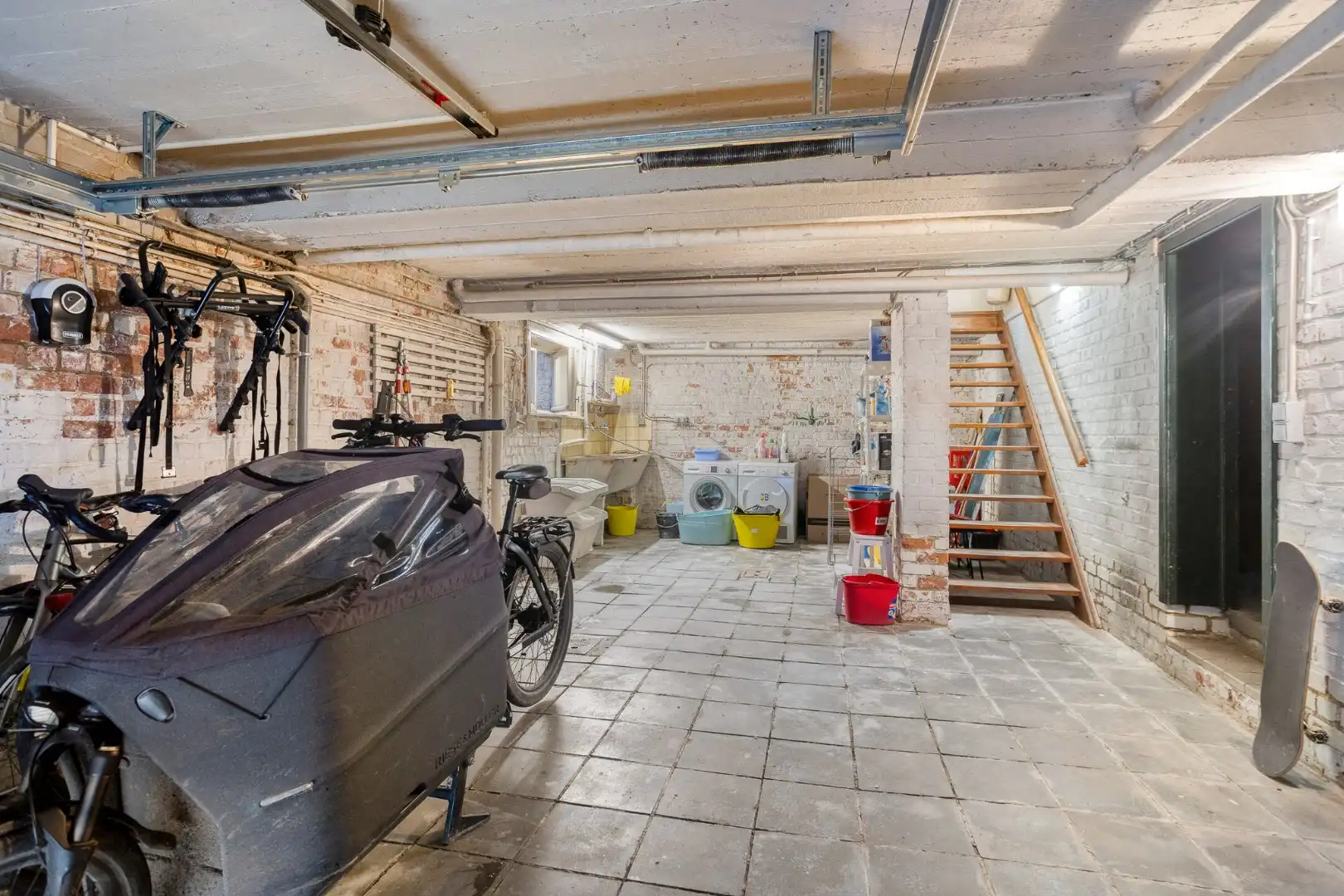 Authentieke en karaktervolle VILLA in residentiële, groene omgeving 1650 BEERSEL foto 28