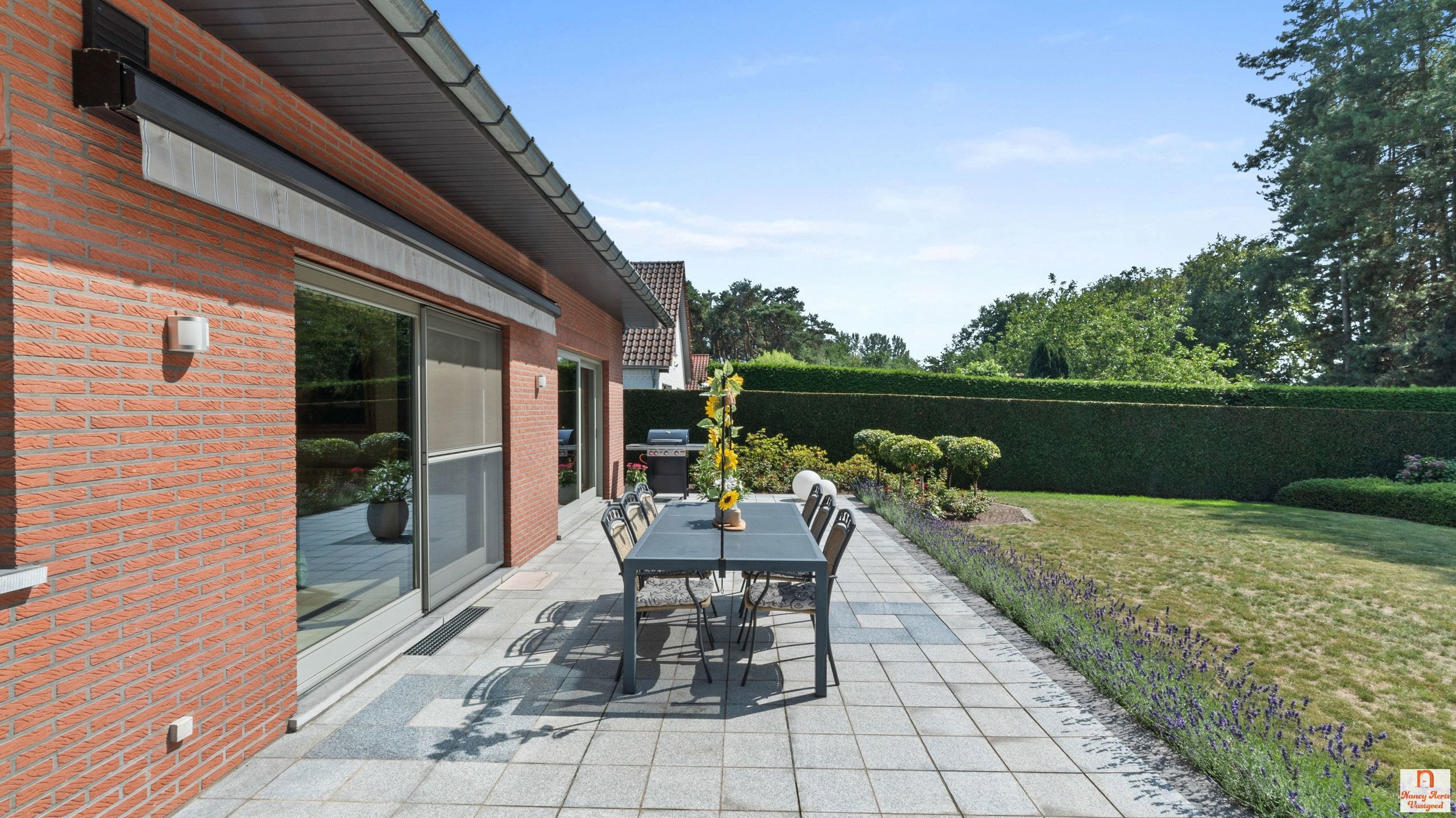 Luxueuze villa met overdekt zwembad, bos en weiland foto 47