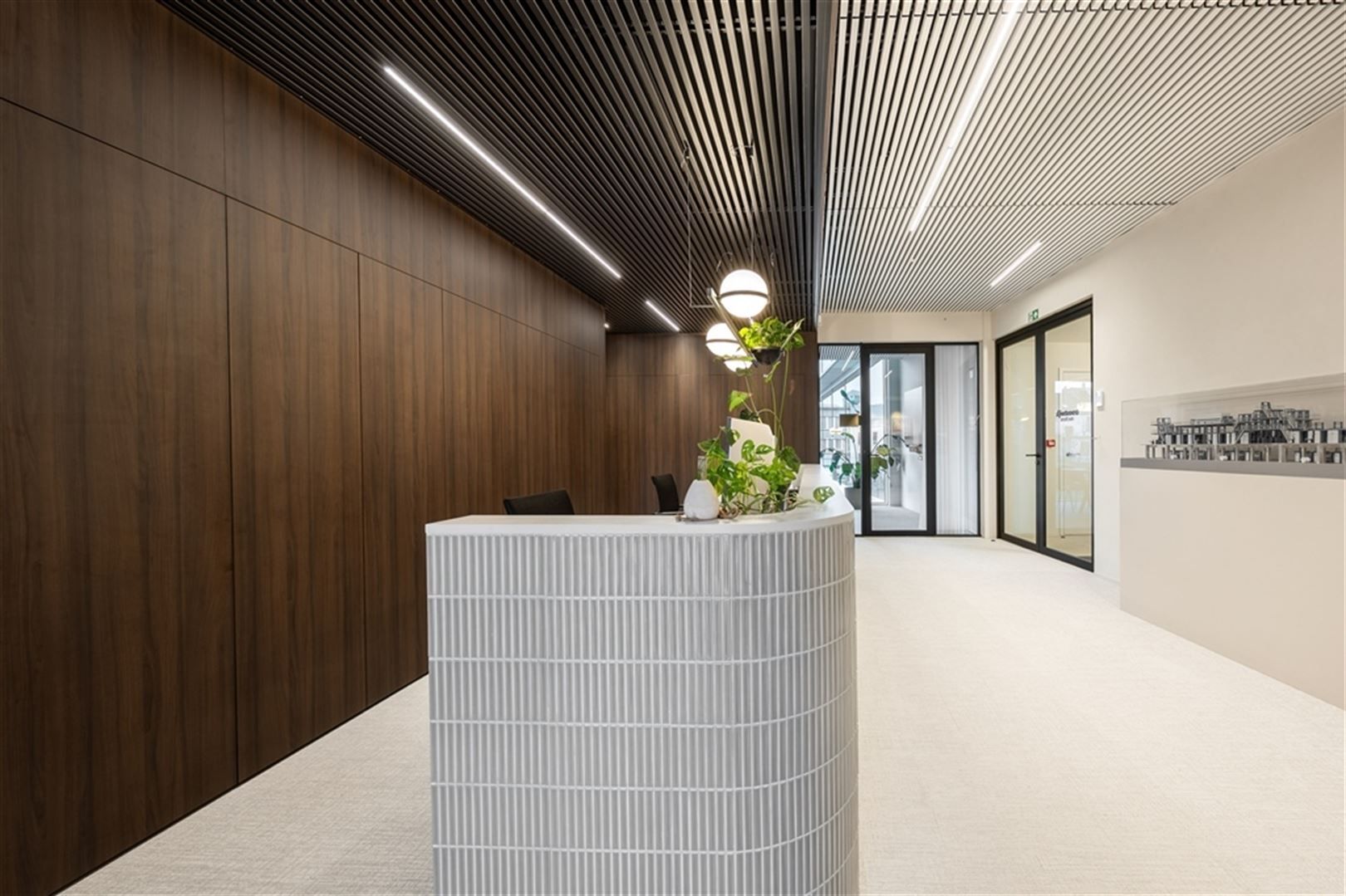 Kantoorverdieping te huur in modern kantoorgebouw foto 22