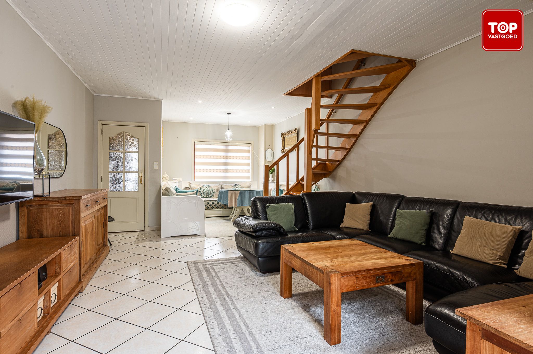 Instapklare woning met 4 slaapkamers op gunstige locatie. foto 3