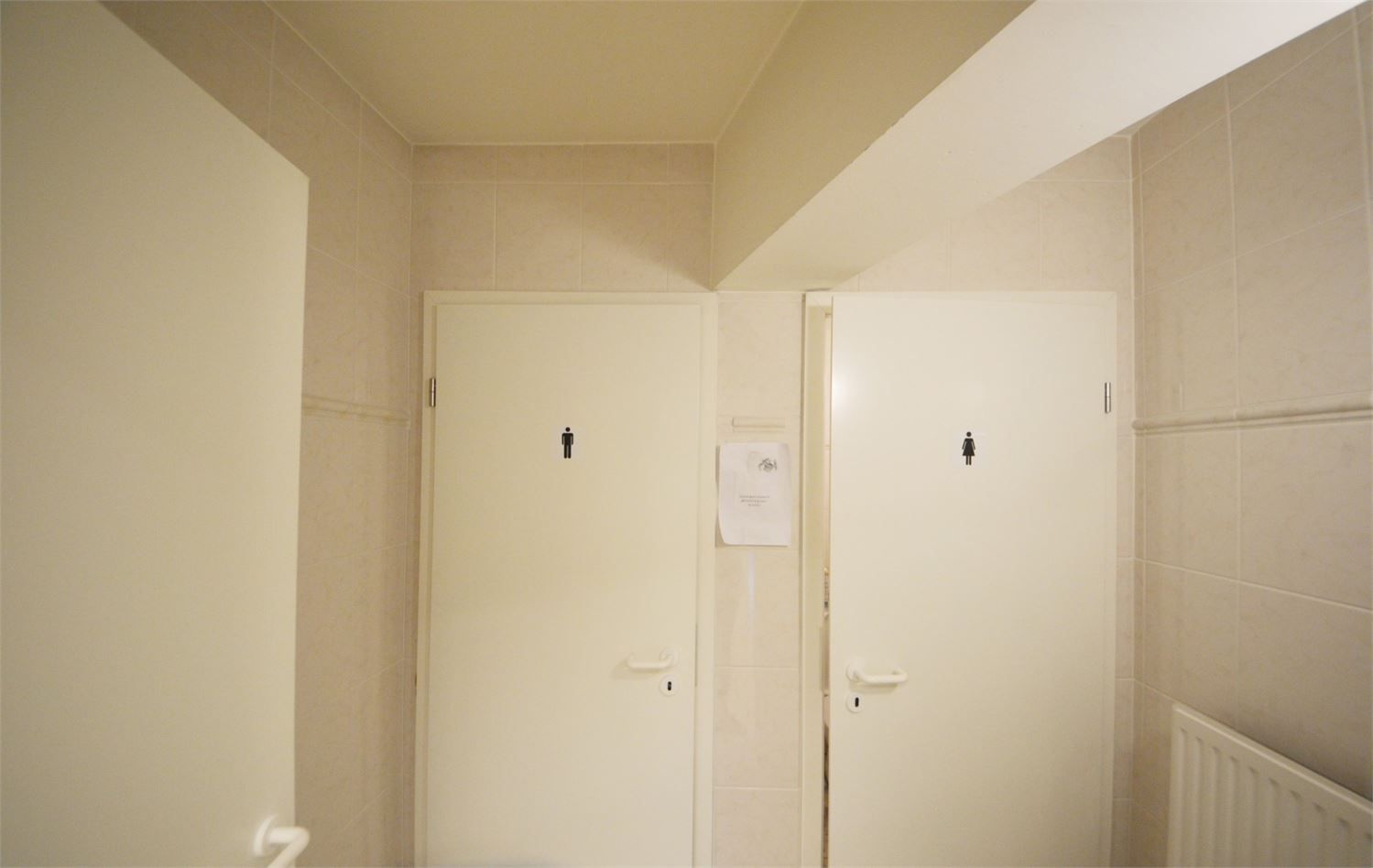 ZICHTLOCATIE MET VOORGELEGEN PRIVE PARKING foto 10