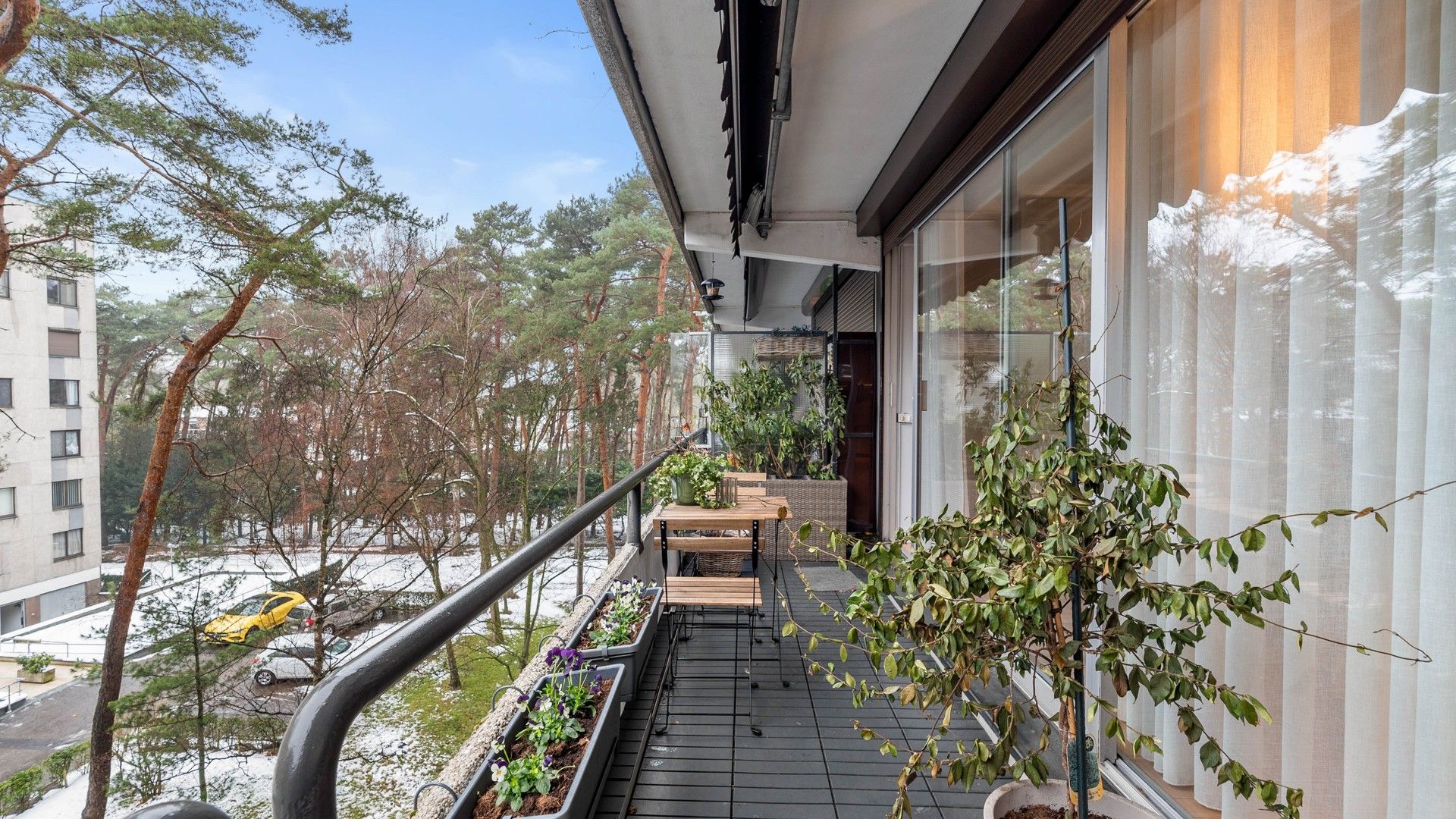 Bemeubeld en instapklaar appartement vlakbij Genk centrum foto 17