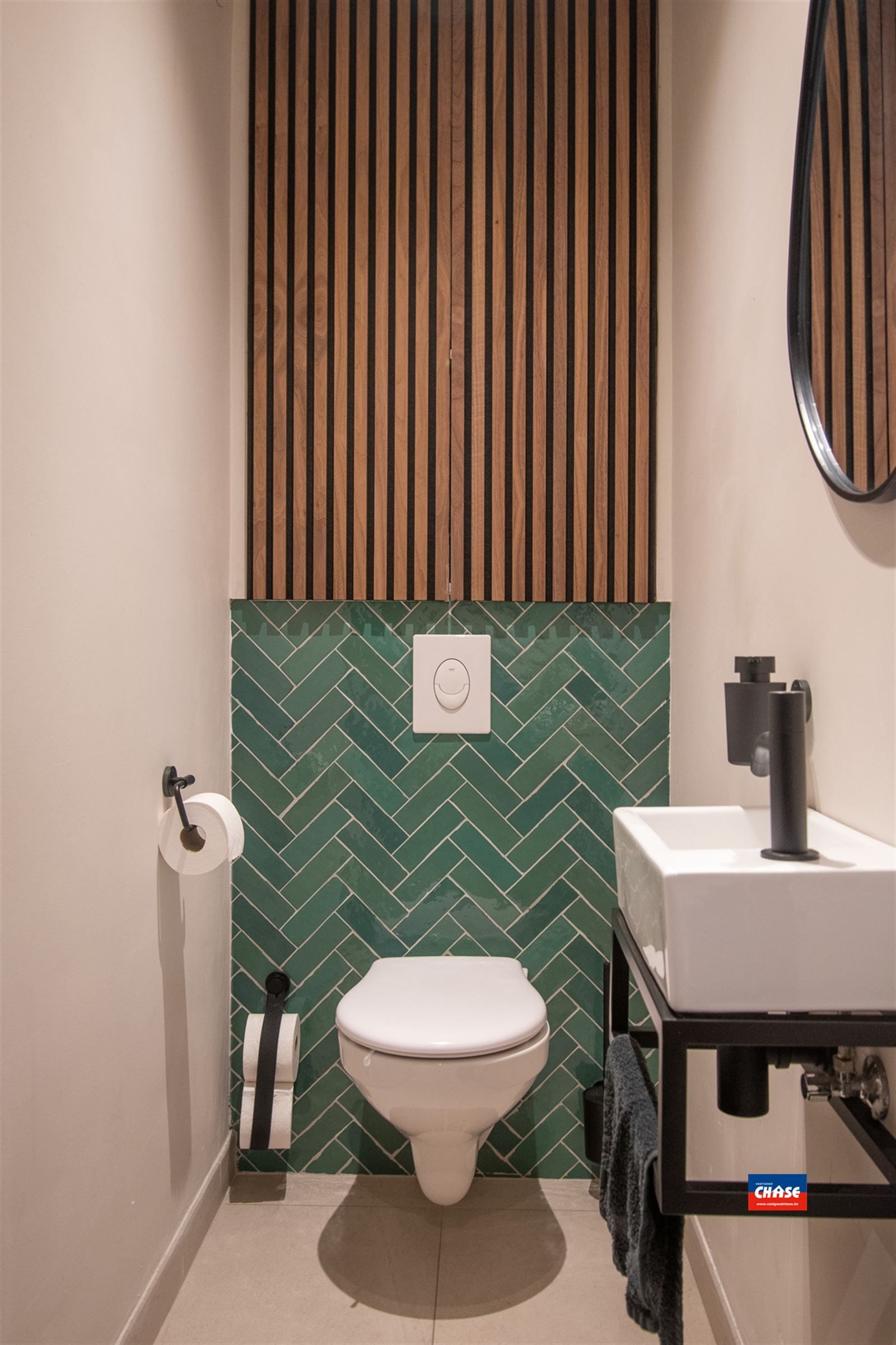 Modern appartement met 2 slpks, terras + garage foto 16