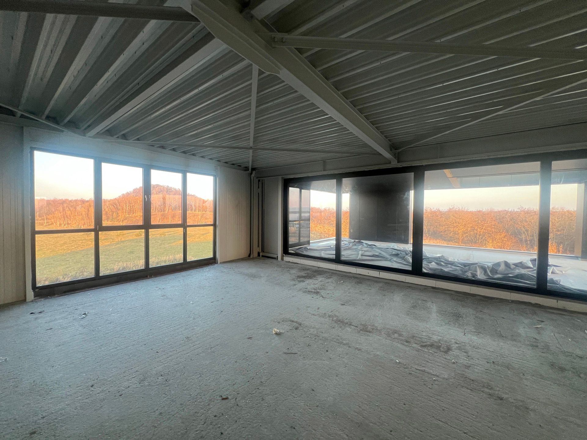 TE KOOP GENK: KMO-unit | kantoren | woonst - Kompellaan foto 24