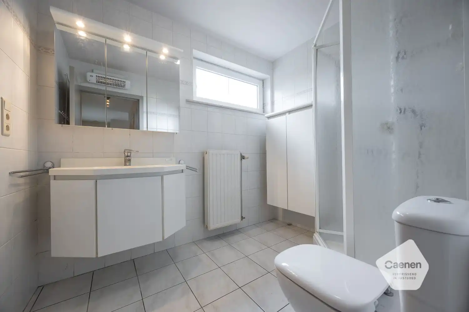 Ruim woonappartement met zongericht, groot terras foto 11