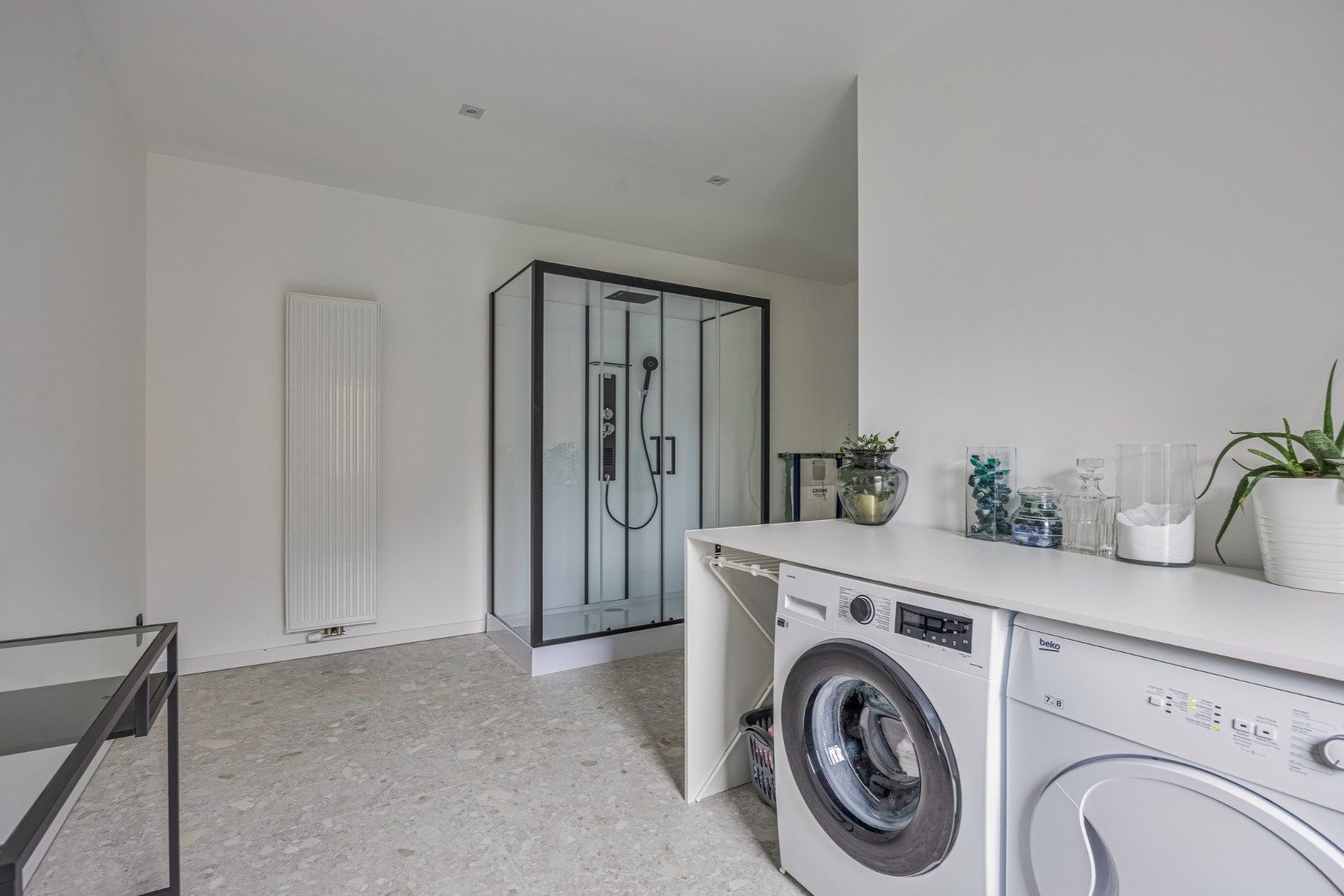 Vernieuwde woning met 319 m² woonplezier in het rustige Nerem foto 14