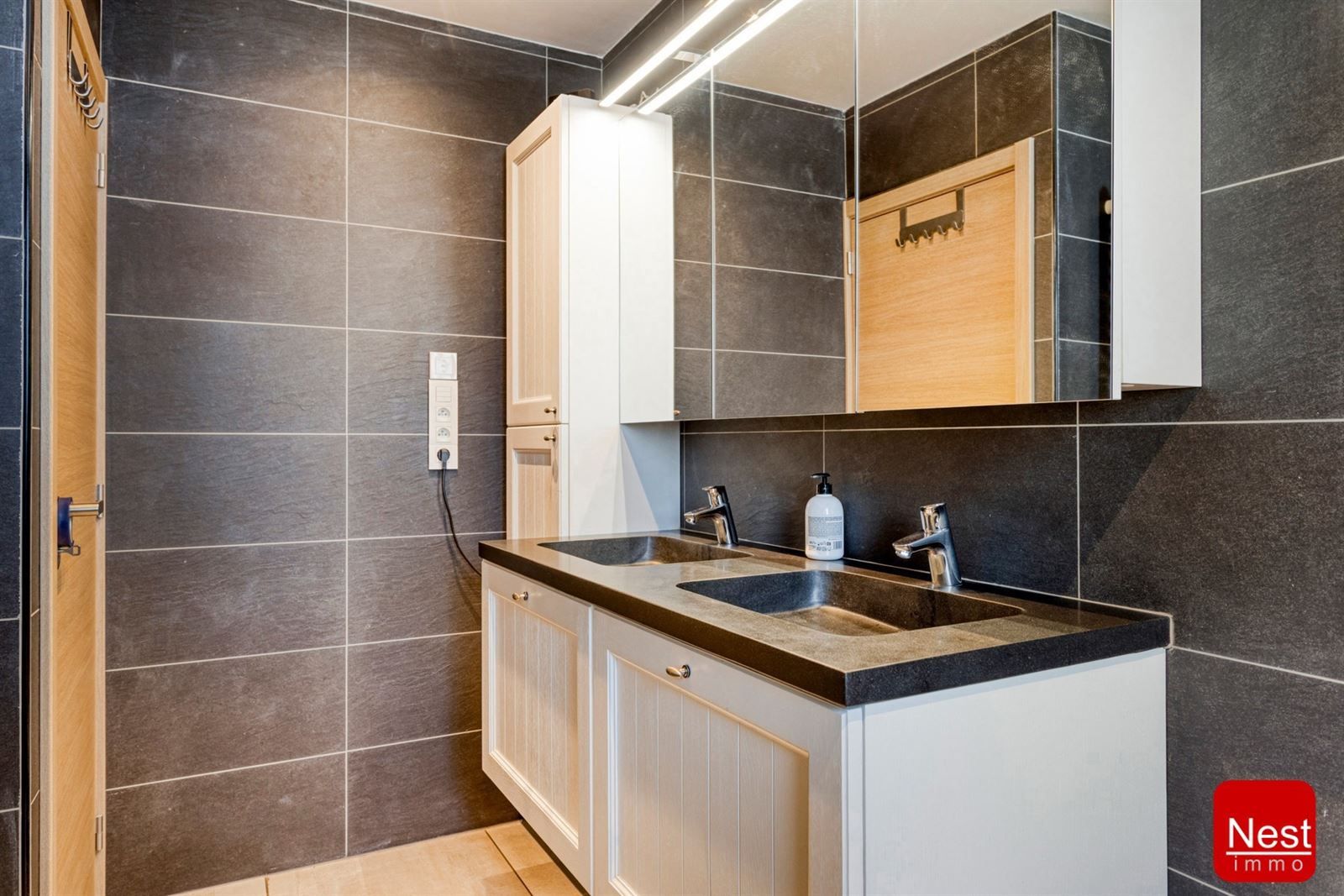 in optie: Zeer ruime woning 5 slaapkamers foto 21