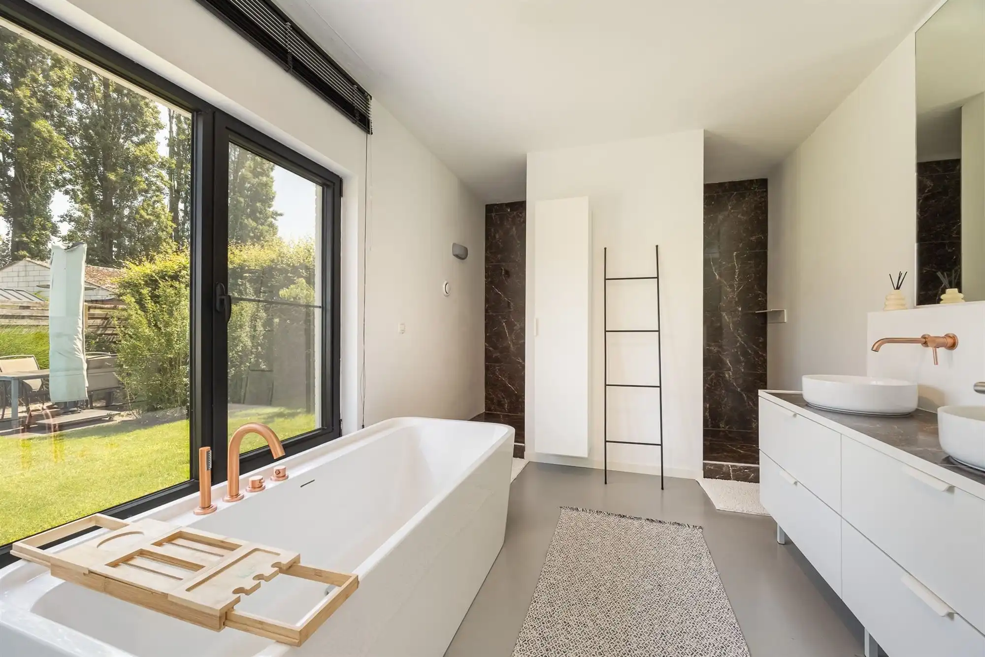 Instapklare villa met 3 slaapkamers op 797 m² foto 10