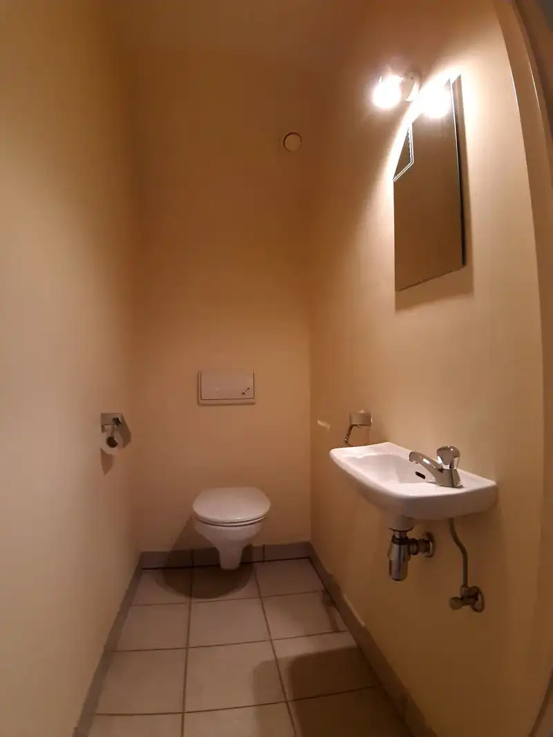 Ruim appartement op de 2de verdieping te Achel foto 9