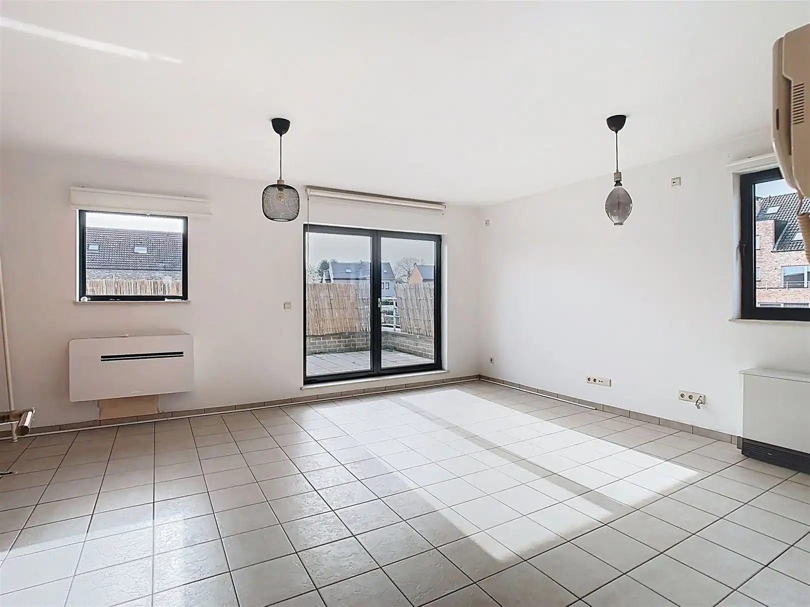  appartement:  groot terras 1ste verdiep bus 2 foto 2