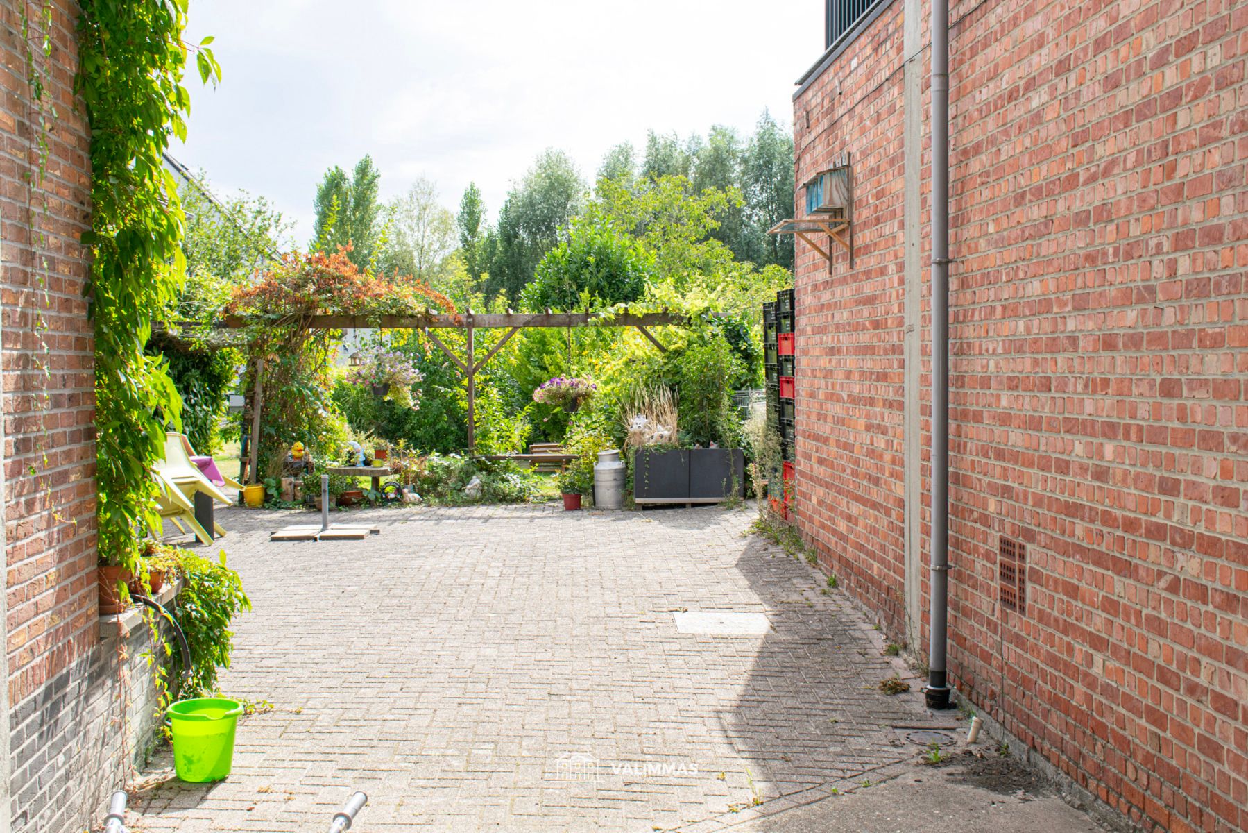Ruim en instapklaar appartement met groot zonneterras... foto 18