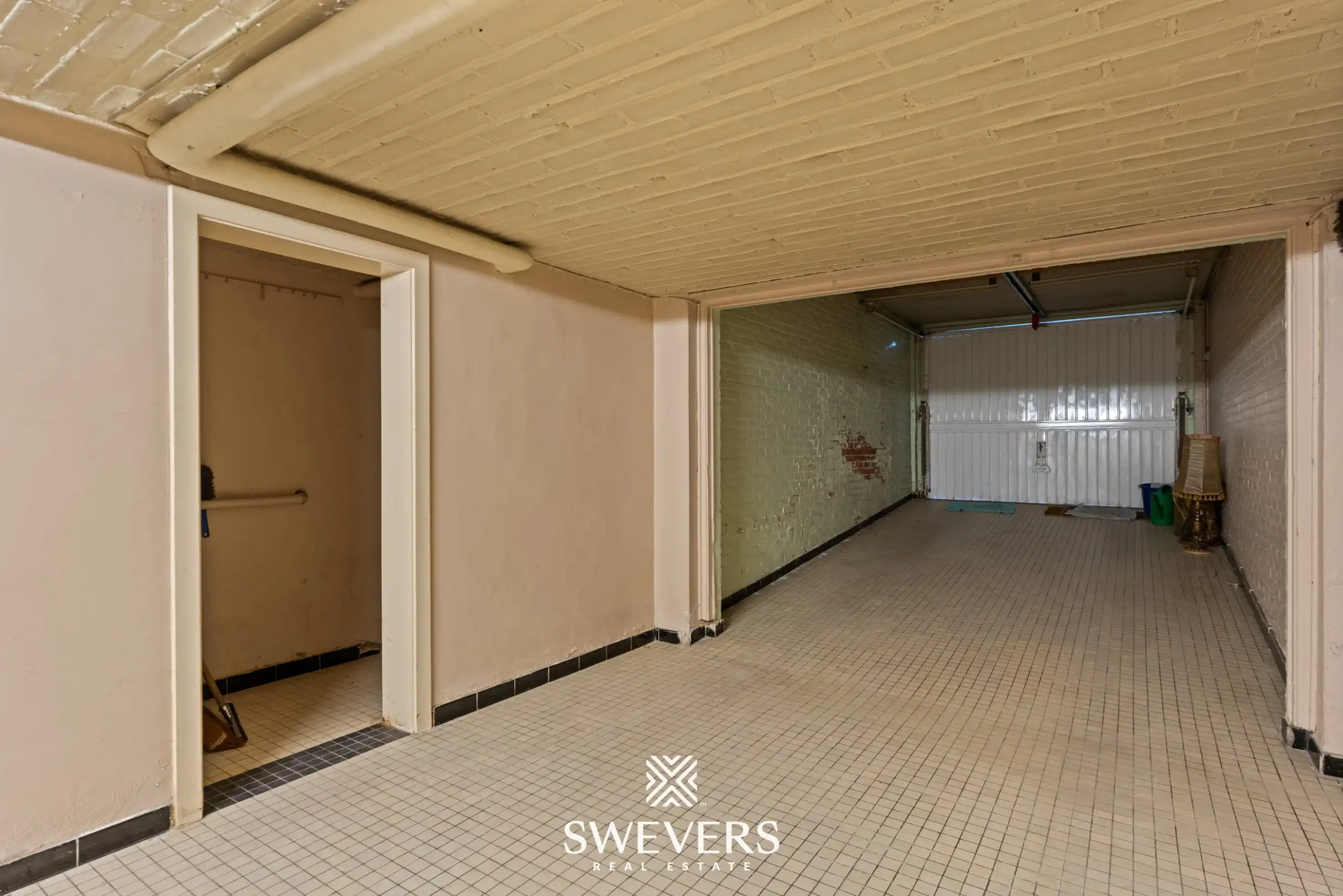 Karaktervolle halfopen bebouwing met uitzonderlijk potentieel en zonnige tuin nabij Hasselt centrum foto 28