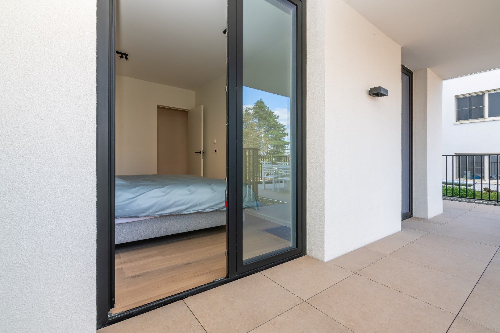 Prachtig instapklaar appartement met luxueuze afwerking in het centrum van Waregem foto 11