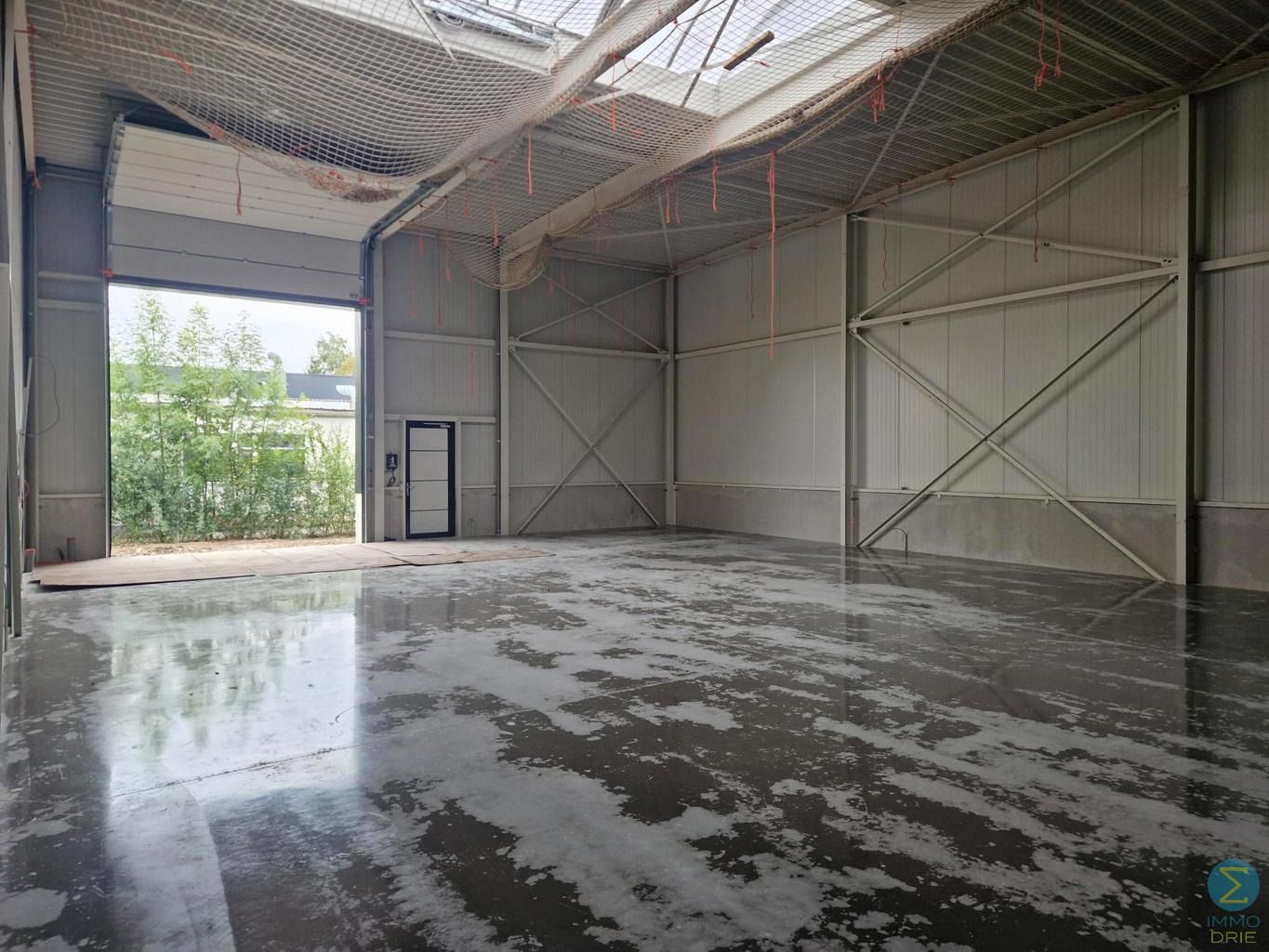 Opslagruimte van 212m² foto 3