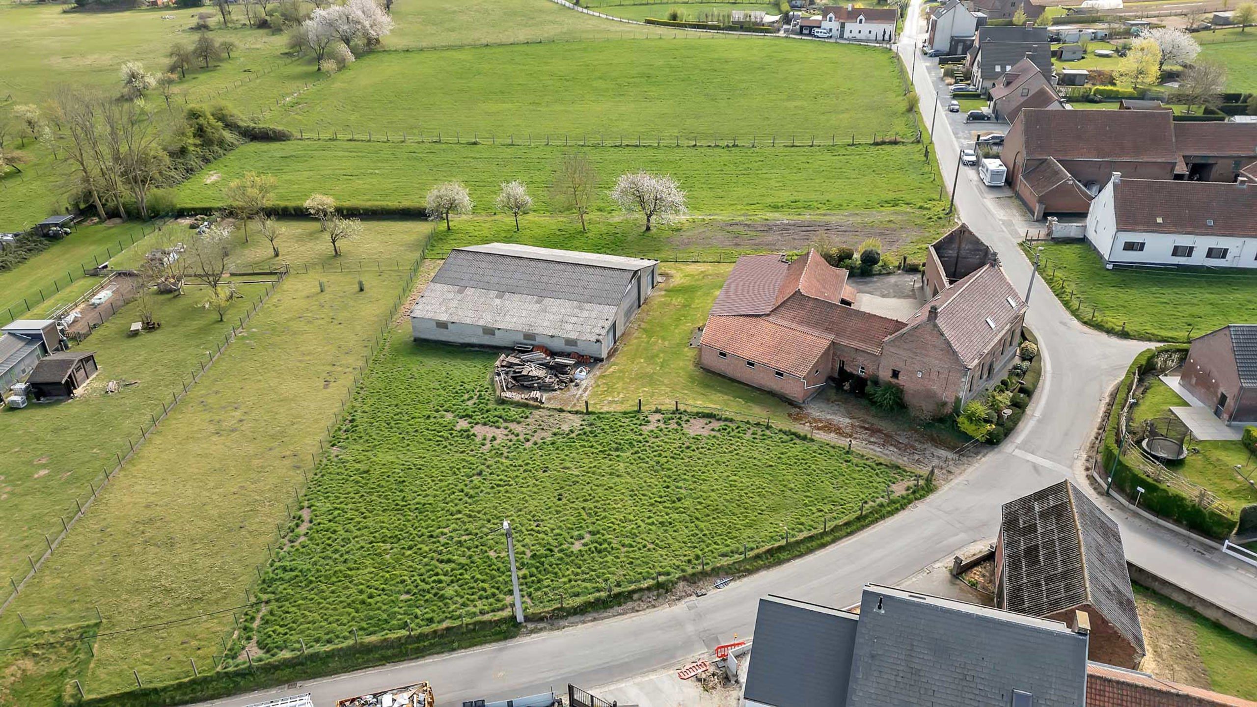 Uitzonderlijke hoeve op perceel van meer dan 30 are foto 8