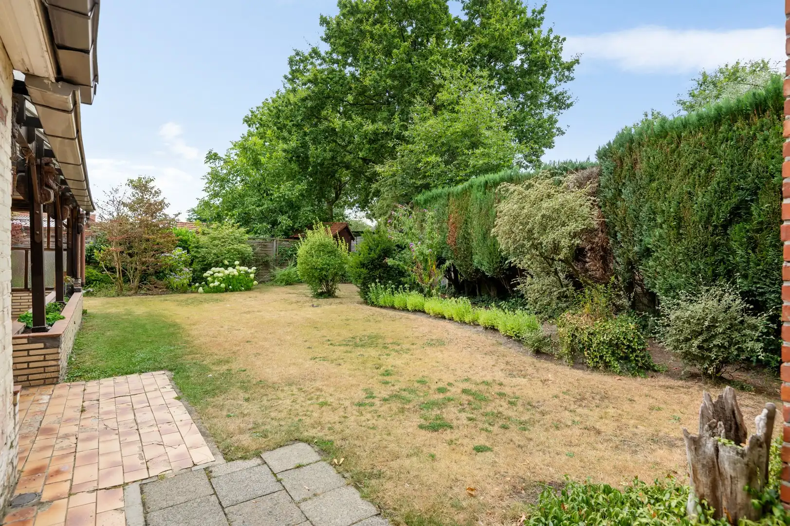 Vrijstaande gezinswoning met prachtige tuin in Brasschaat foto 5