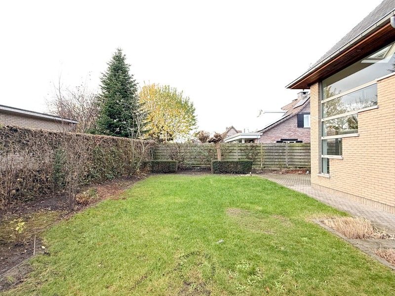 Ruime bel-etagewoning met 3 slaapkamers, tuin en garage foto 22