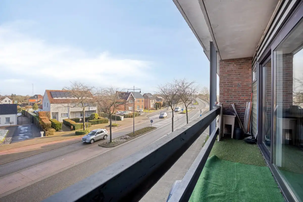 Instapklaar en volledig gerenoveerd appartement foto 15
