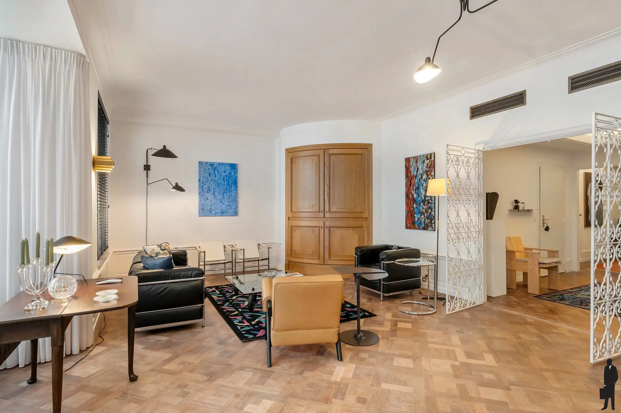 Prachtig appartement met 10m gevelbreedte. foto {{pictureIndex}}