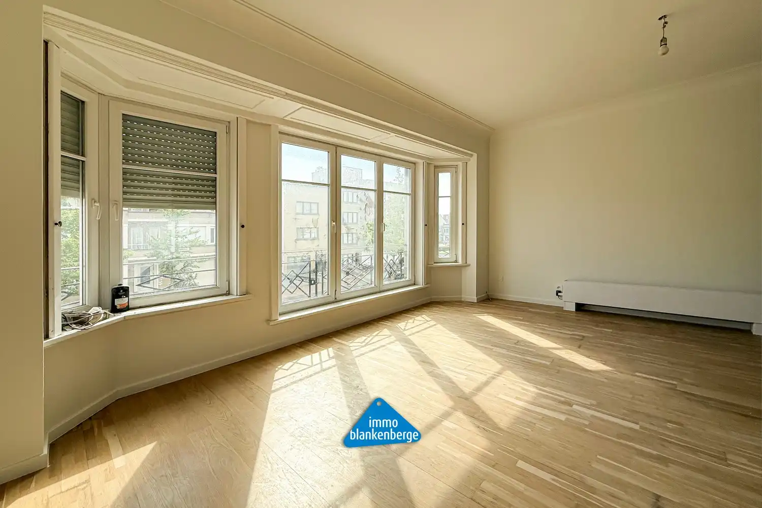 Stijlvol gerenoveerd appartement op toplocatie in Blankenberge foto 3