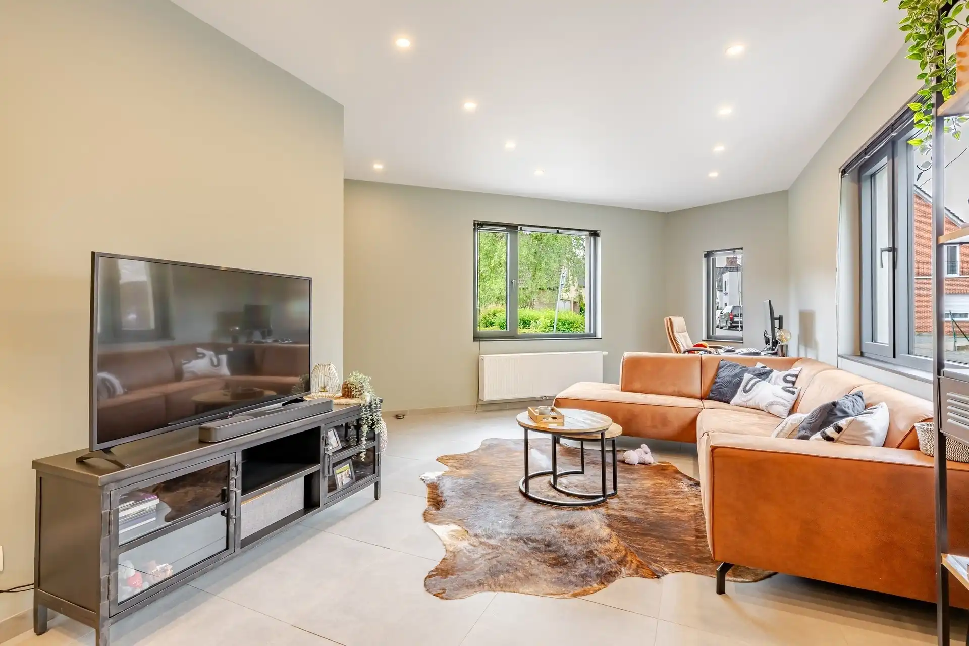 Instapklare woning met 3 ruime slaapkamers! foto 9