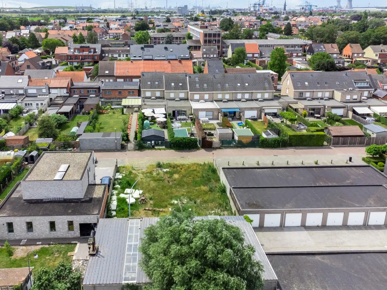 Rustig gelegen bouwgrond van +-340m² voor HOB in Stabroek foto 5