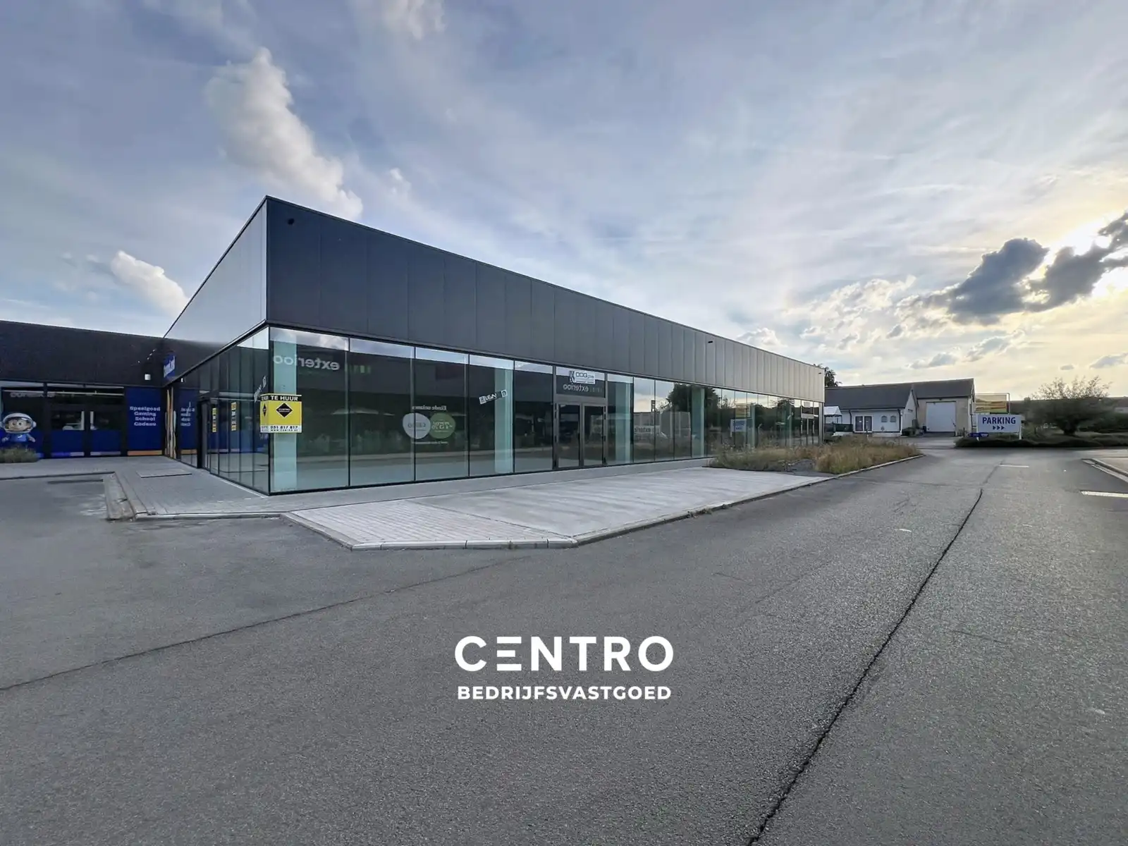 Commerciële ruimte te huur Brugsesteenweg 353 - 8800 Roeselare