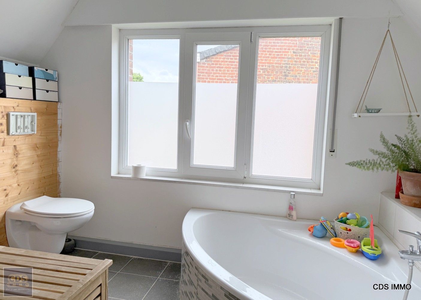 Woning met magazijn foto 15