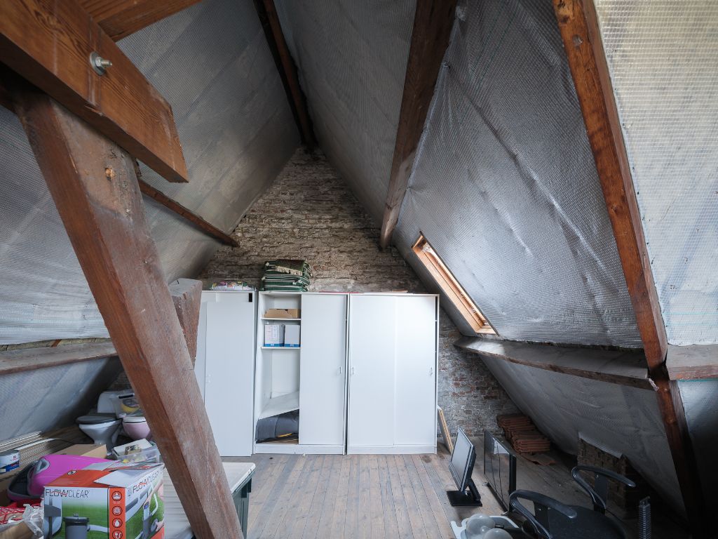 Sint-Amandsberg. Op te frissen directeurswoning met bijhorend magazijn en afzonderlijke loft op een boogscheut van het centrum van Gent. foto 12