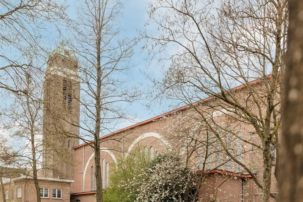 Stijlvol gerenoveerd appartement foto 5