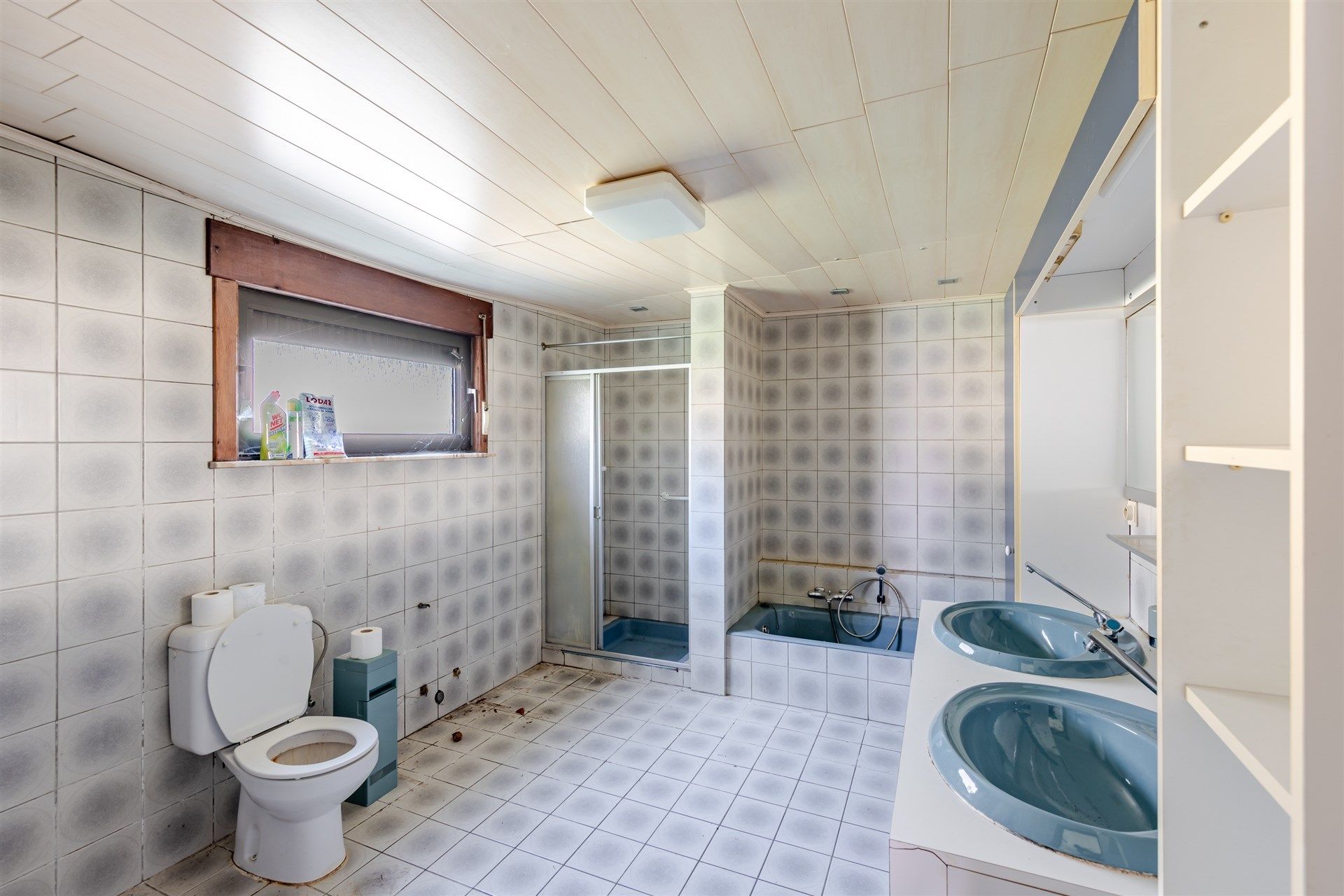 Te renoveren woning met tuin foto 7