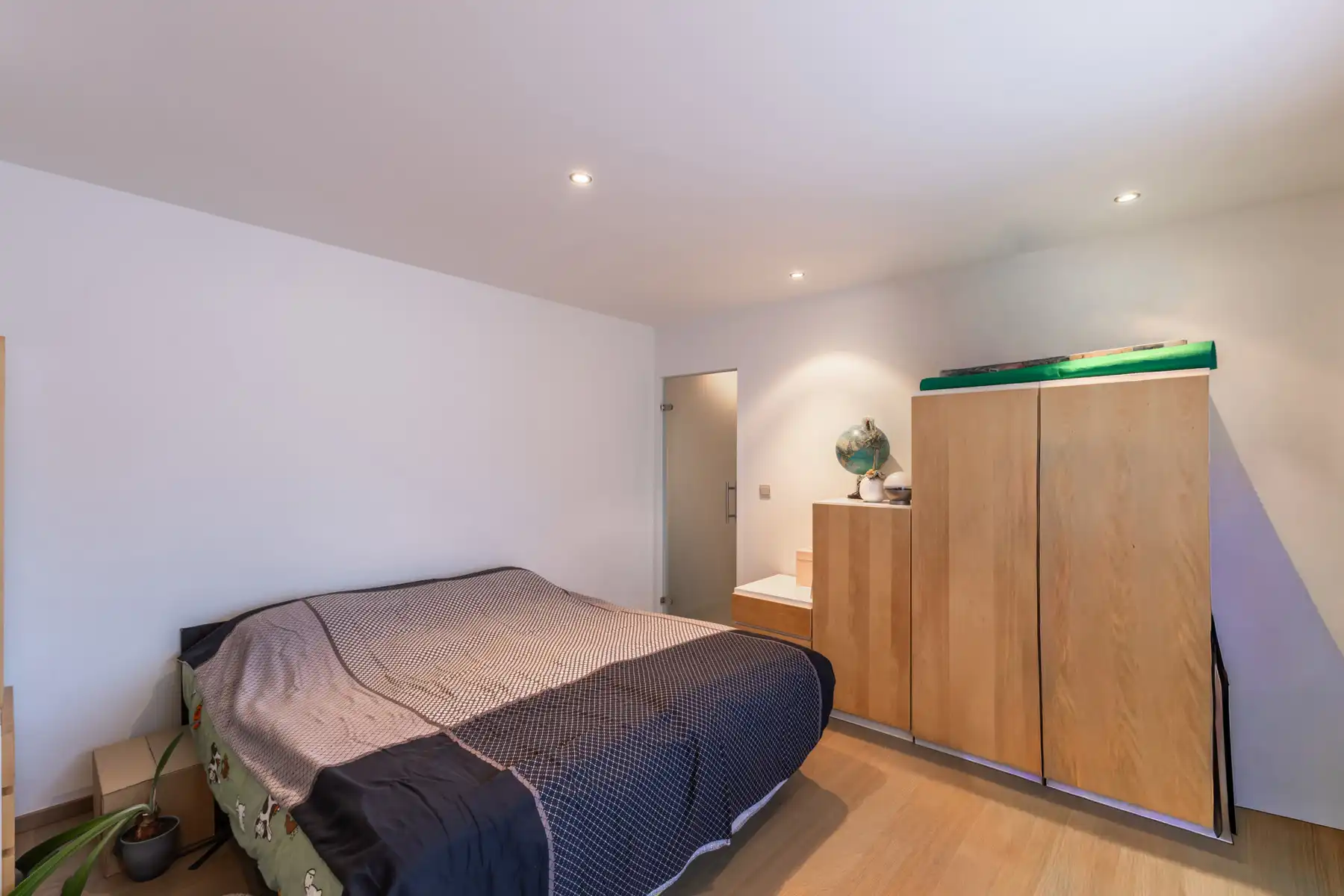 Ruime woning met praktijkruimte foto 14